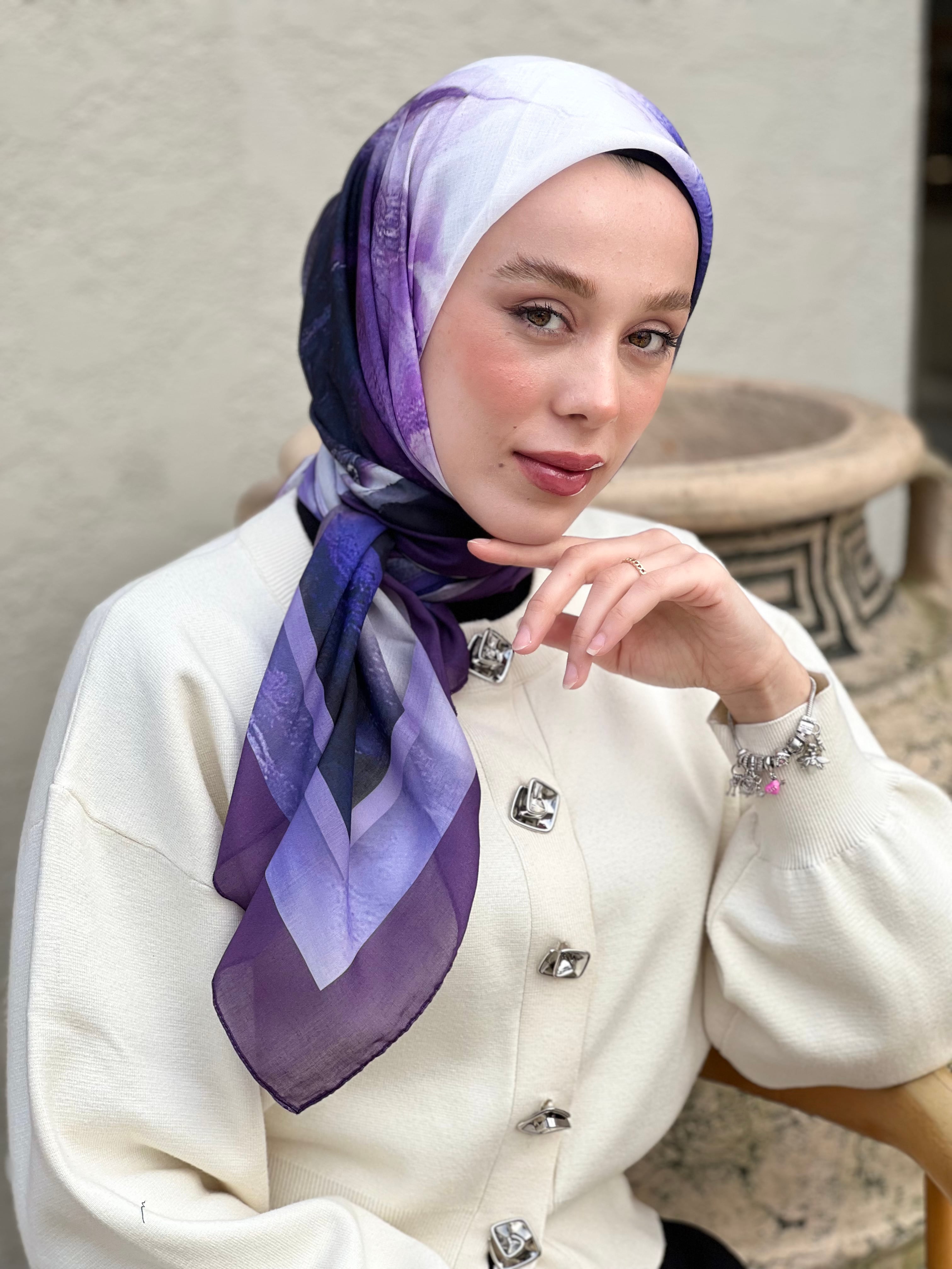 110 Cm Abstract Pattern Scarf