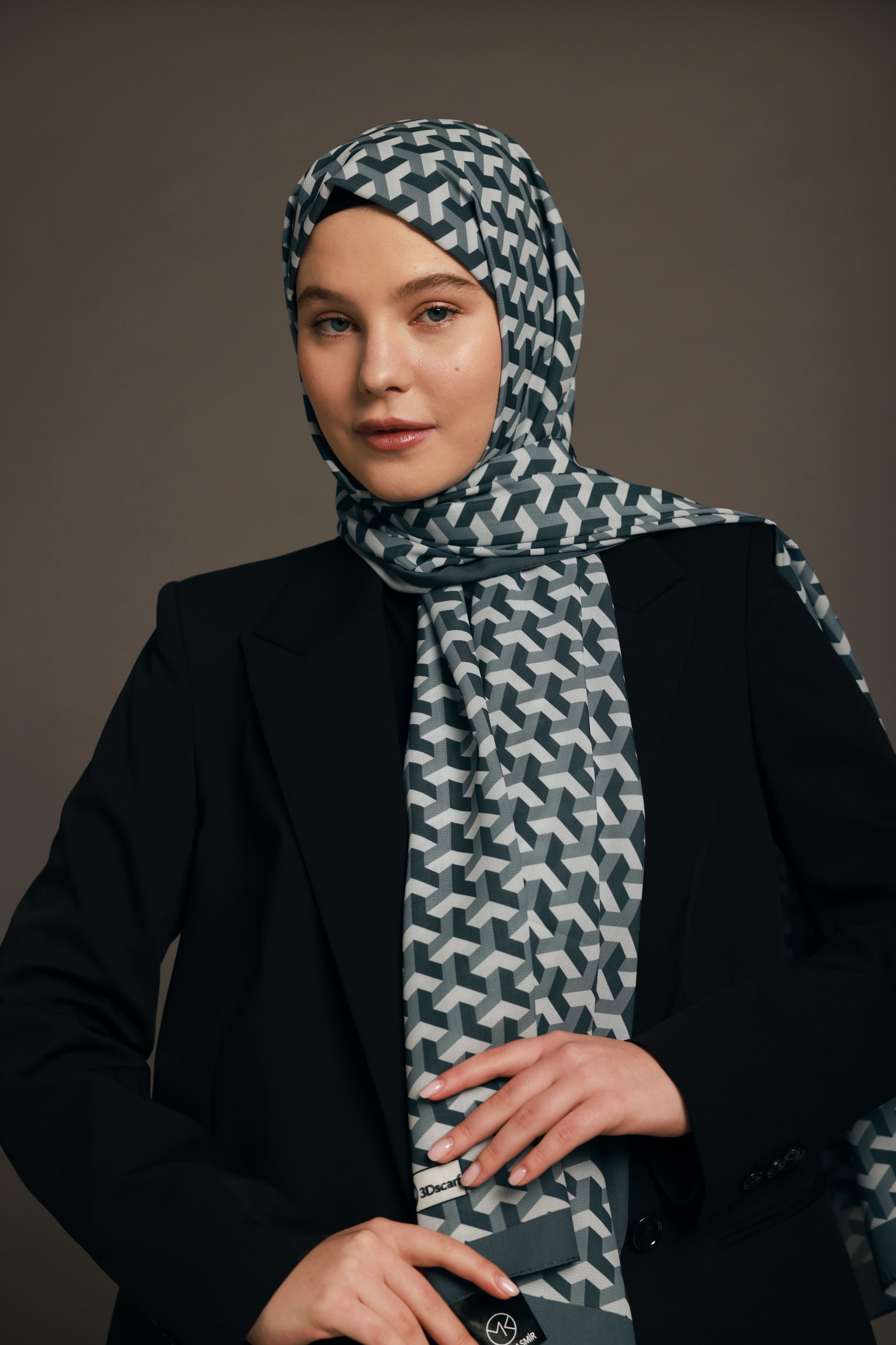 3D Scarf Step Pattern Medina Silk Shawl - Dark grey