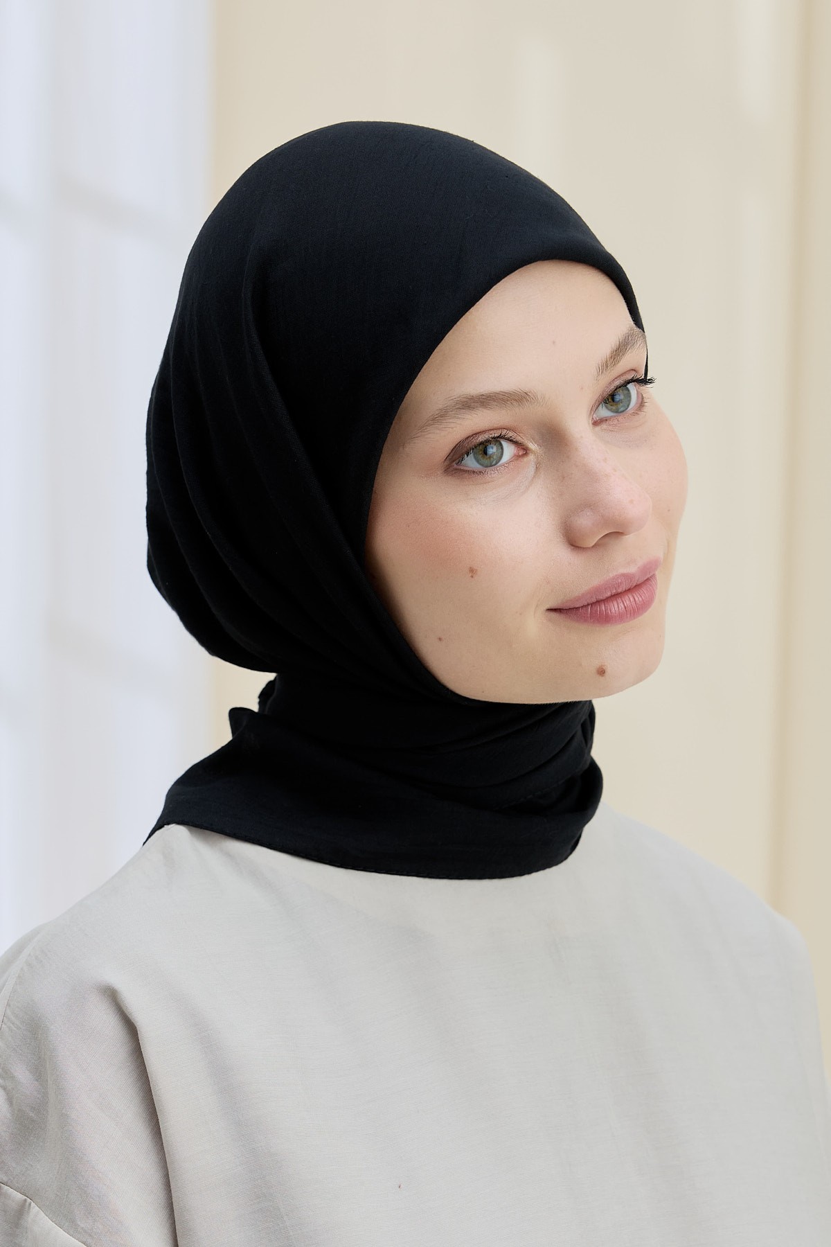 Neo Cotton Scarf - Black