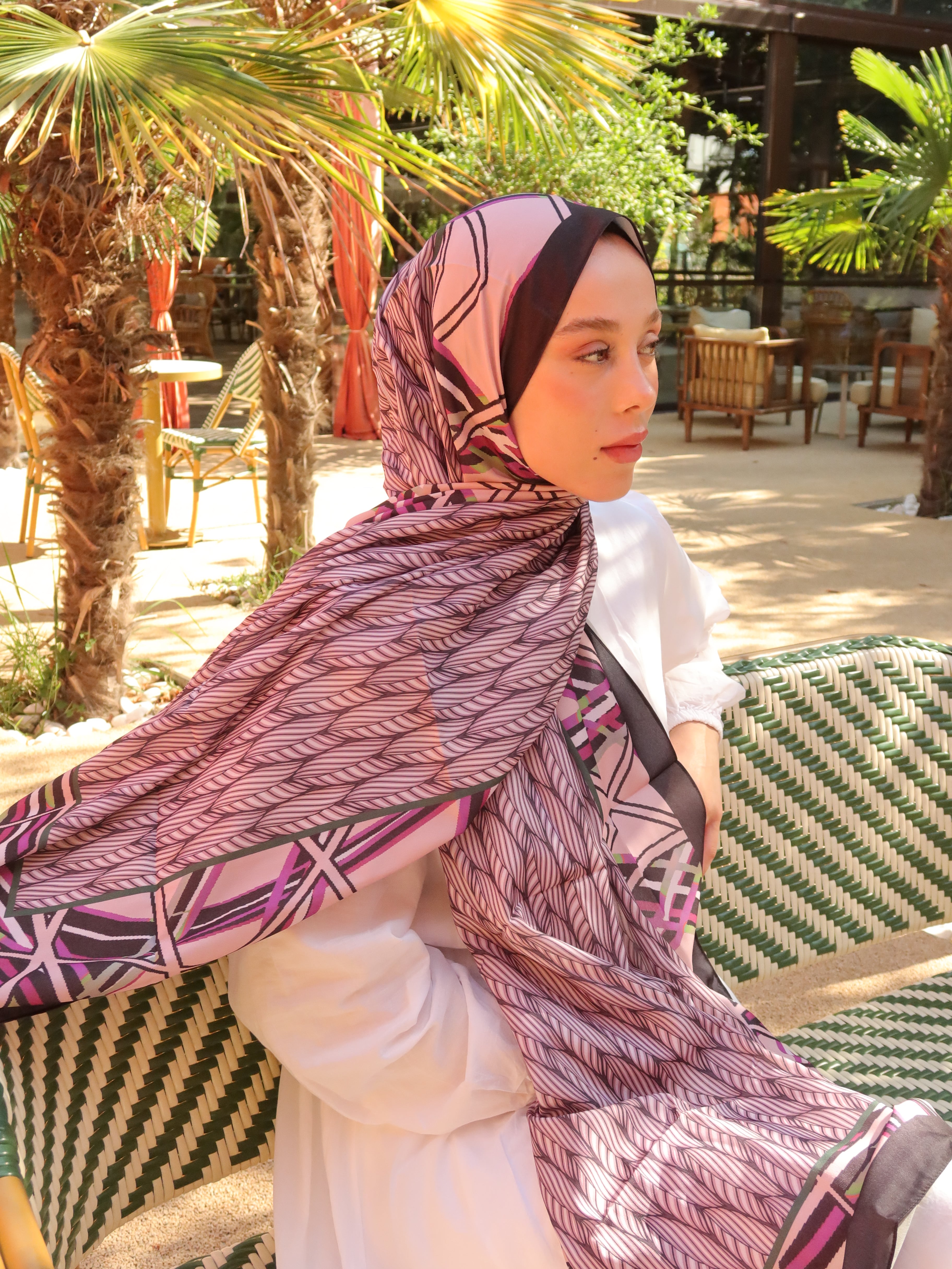 Nuren Desen Medine İpeği Şal - Siyah-Pembe