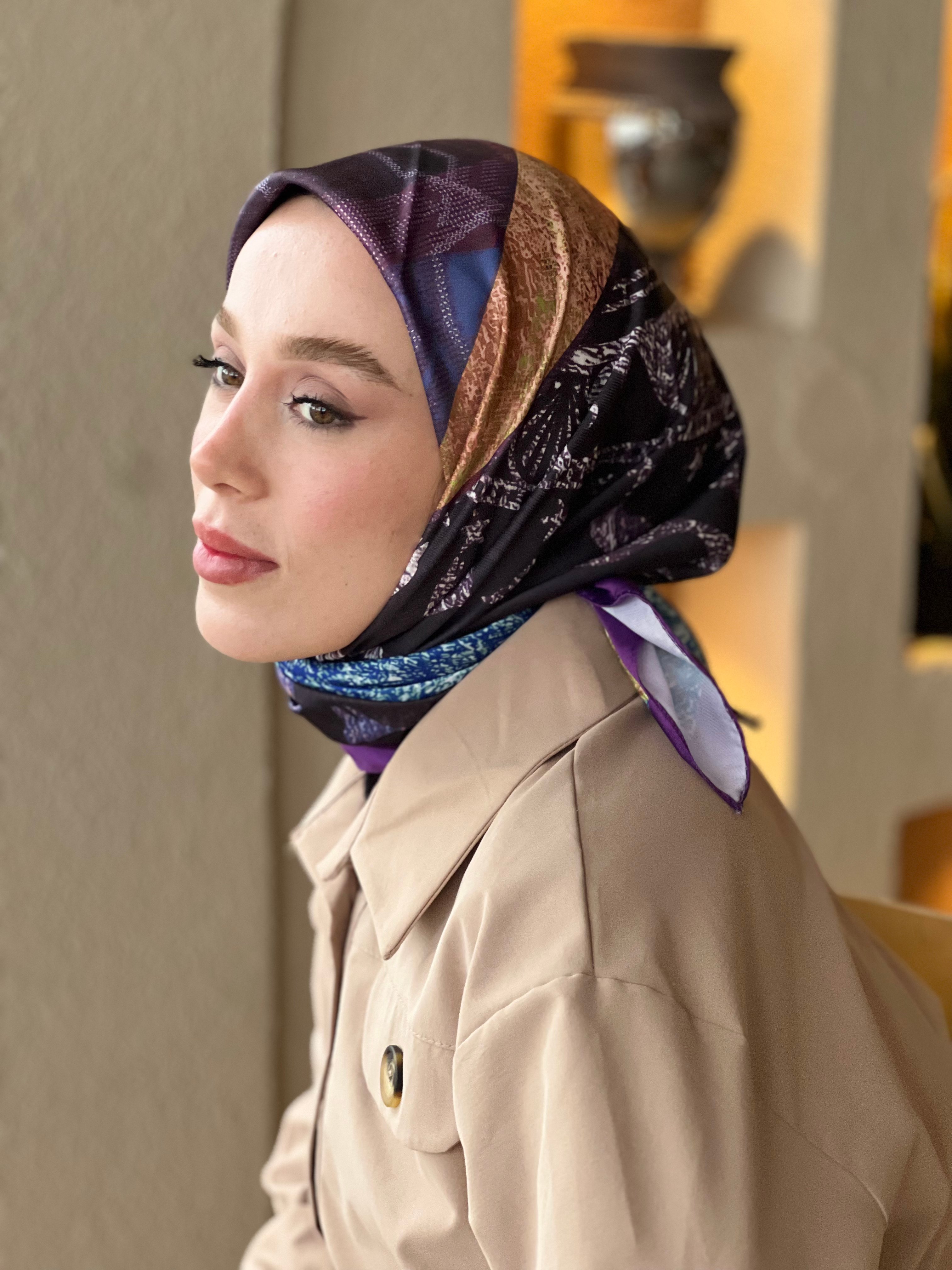 Sea Shell Twill Scarf - Purple