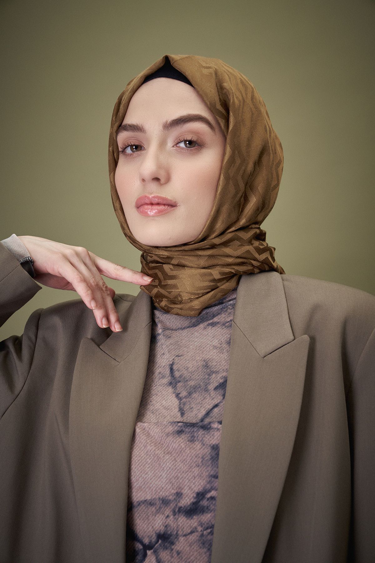 Harmony Jacquard Series Wave Pattern Shawl - Dark Bronze