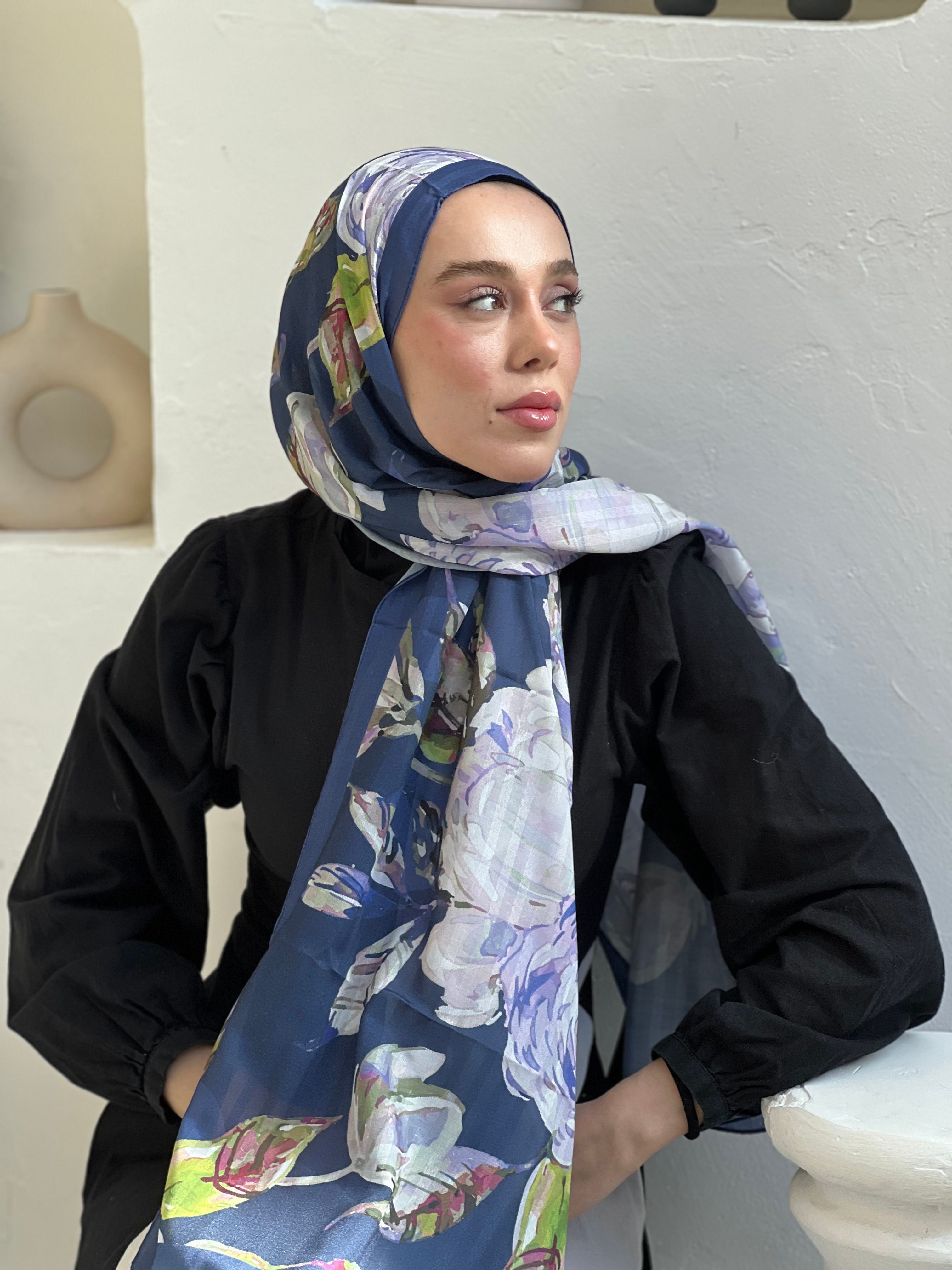 Azalea Pattern Striped Shawl - Midnight Blue