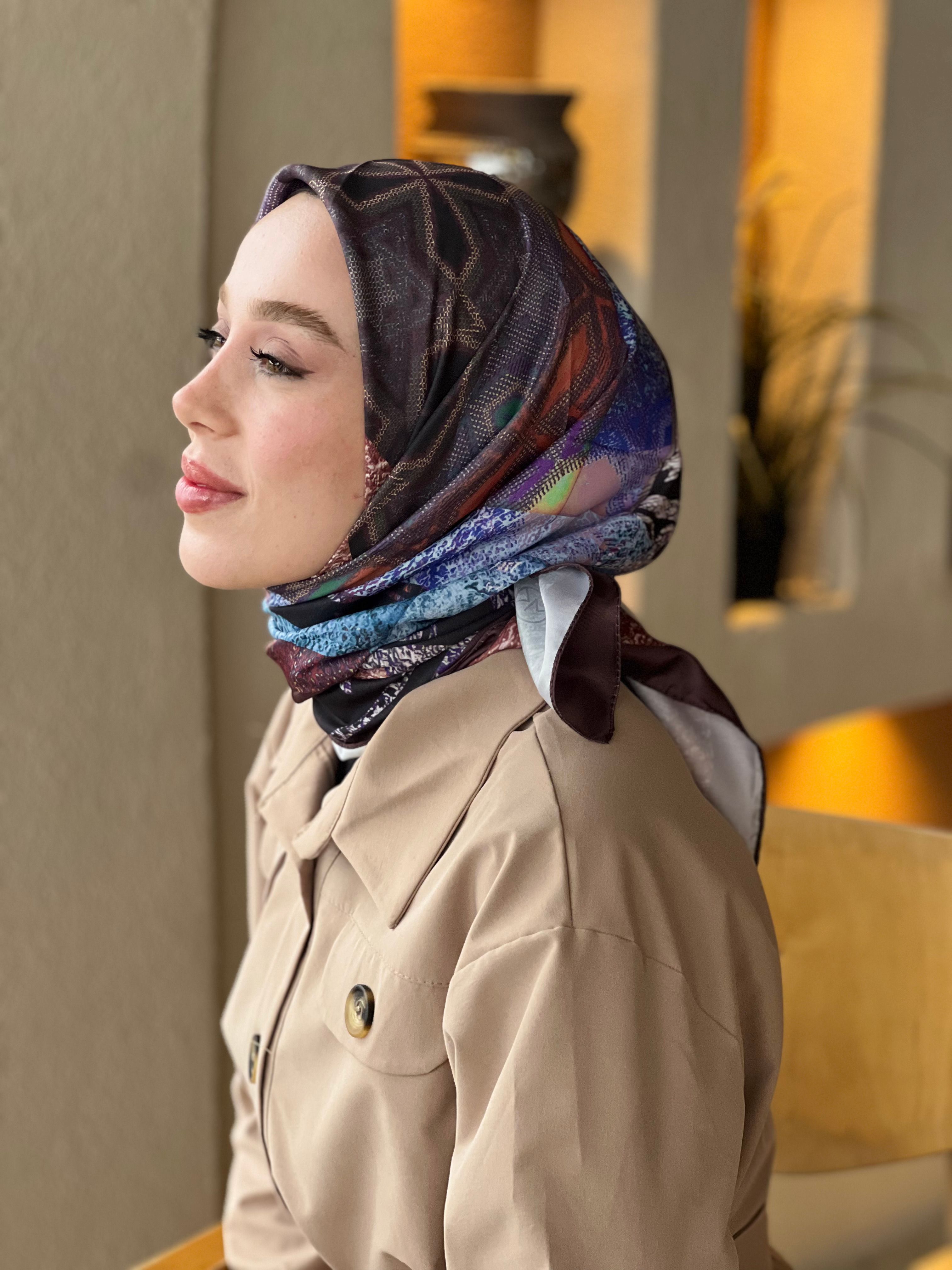 Sea Shell Twill Scarf - Bitter Brown-Blue