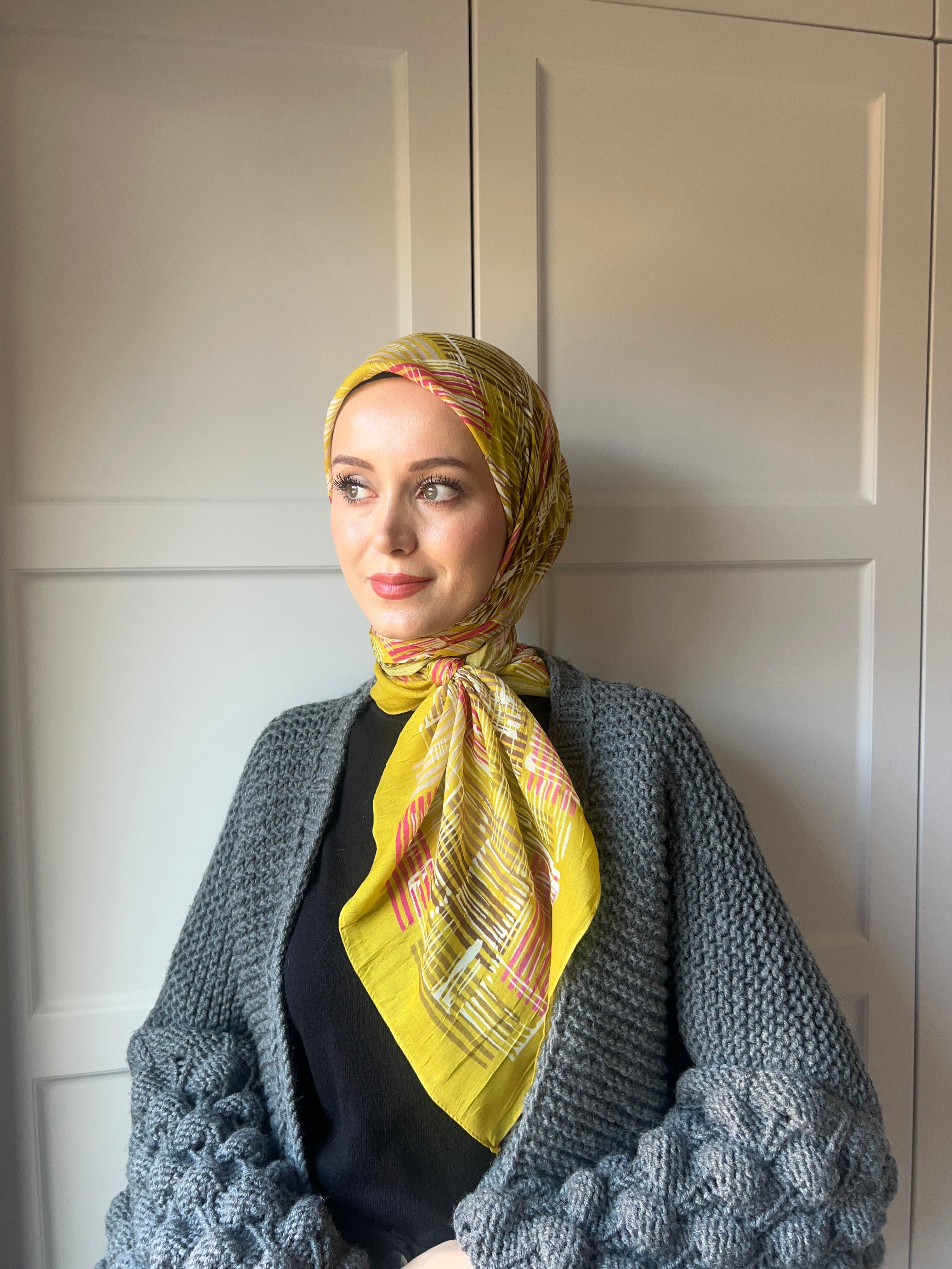 Line Art Pattern Bamboo Scarf - Yellow