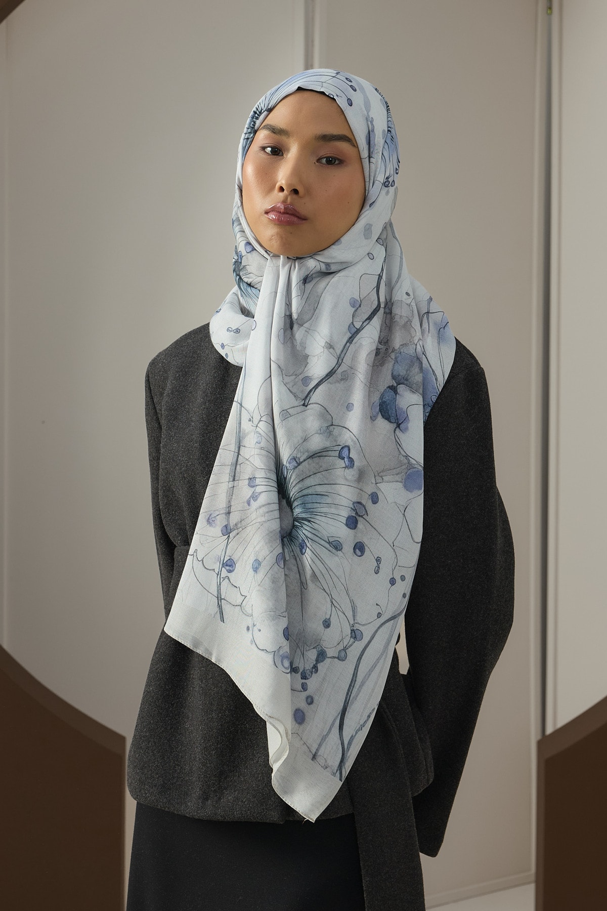 Shunwa Desen - Light Gray