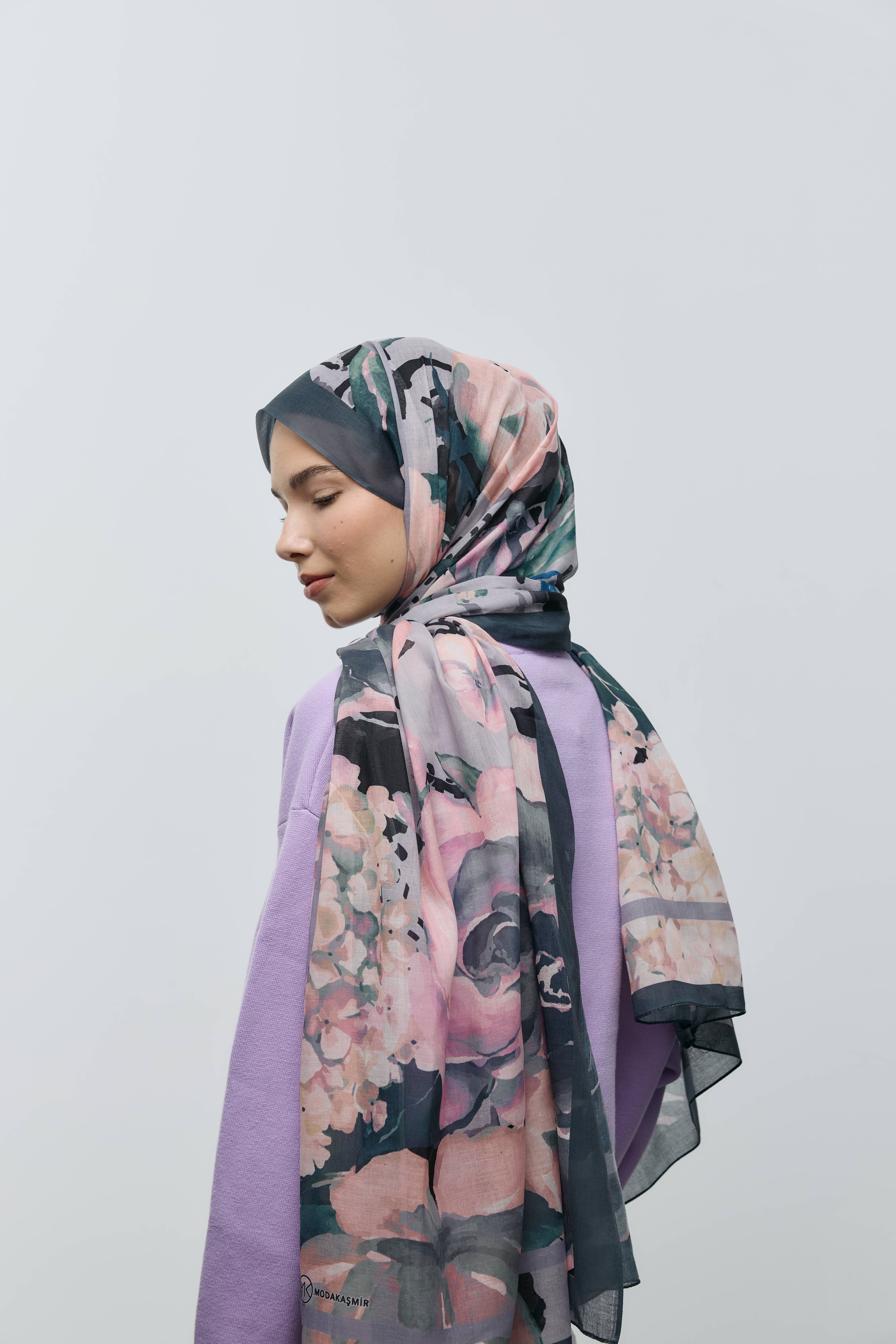 Flores Desen Aya Şal - Siyah