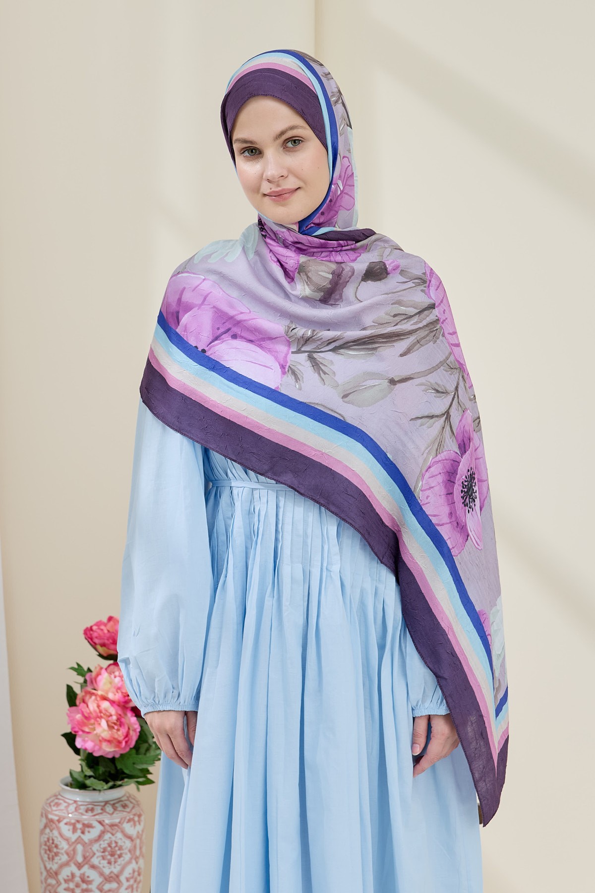 Margarit Pattern Bamboo Shawl - Plum