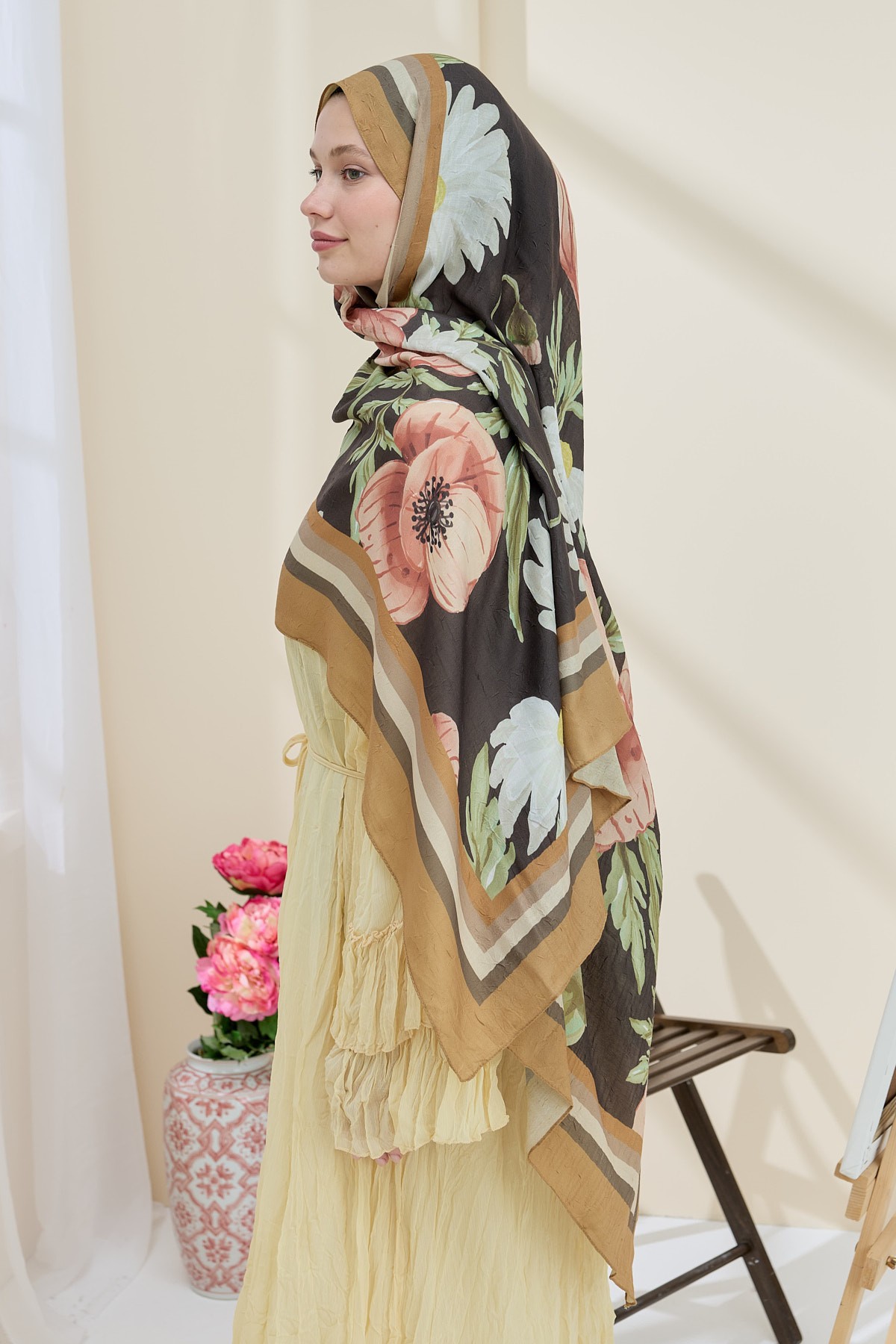 Margarit Pattern Bamboo Shawl - Caramel