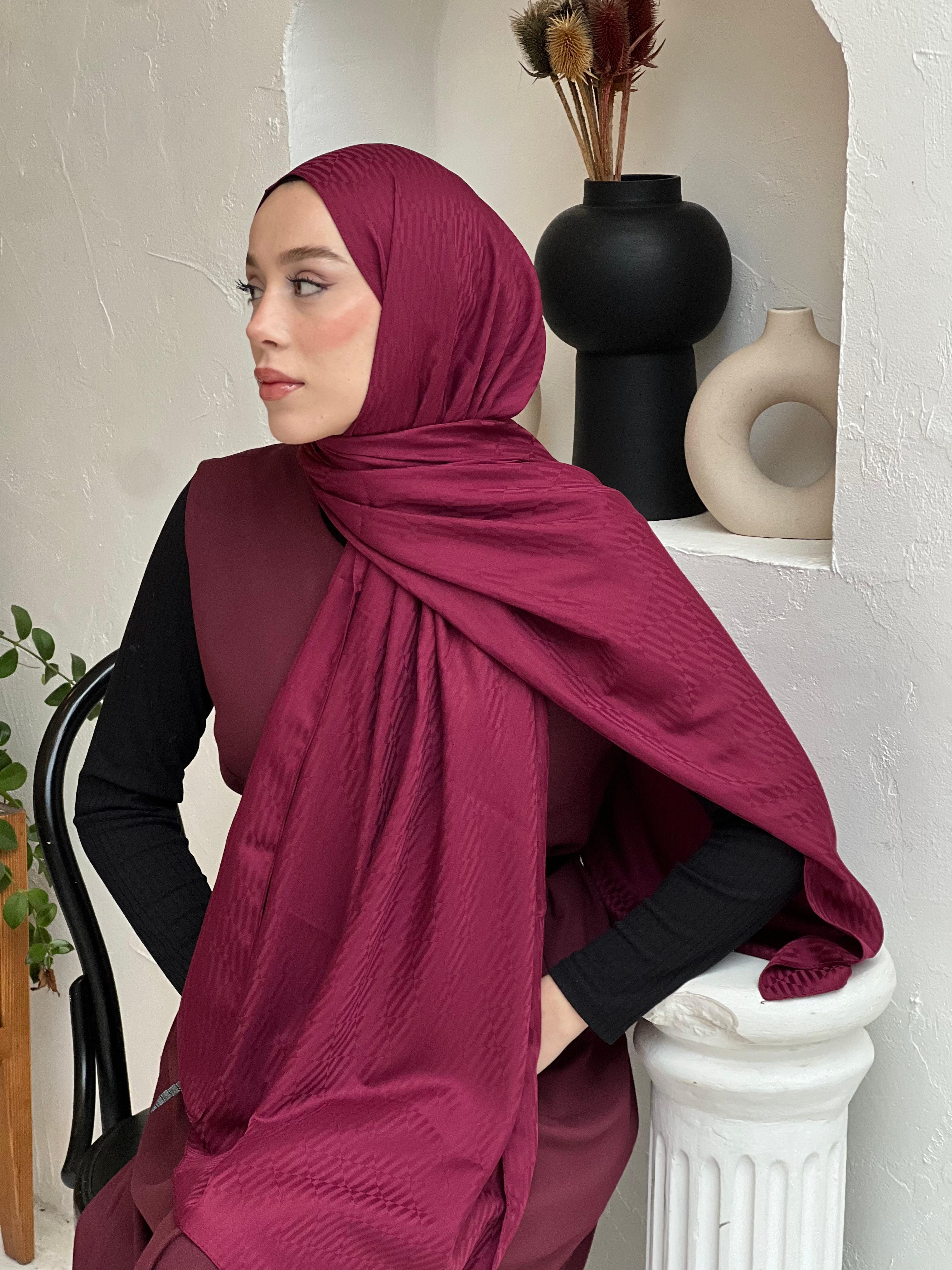 Silky Jacquard Series Chevron Pattern Shawl - Burgundy