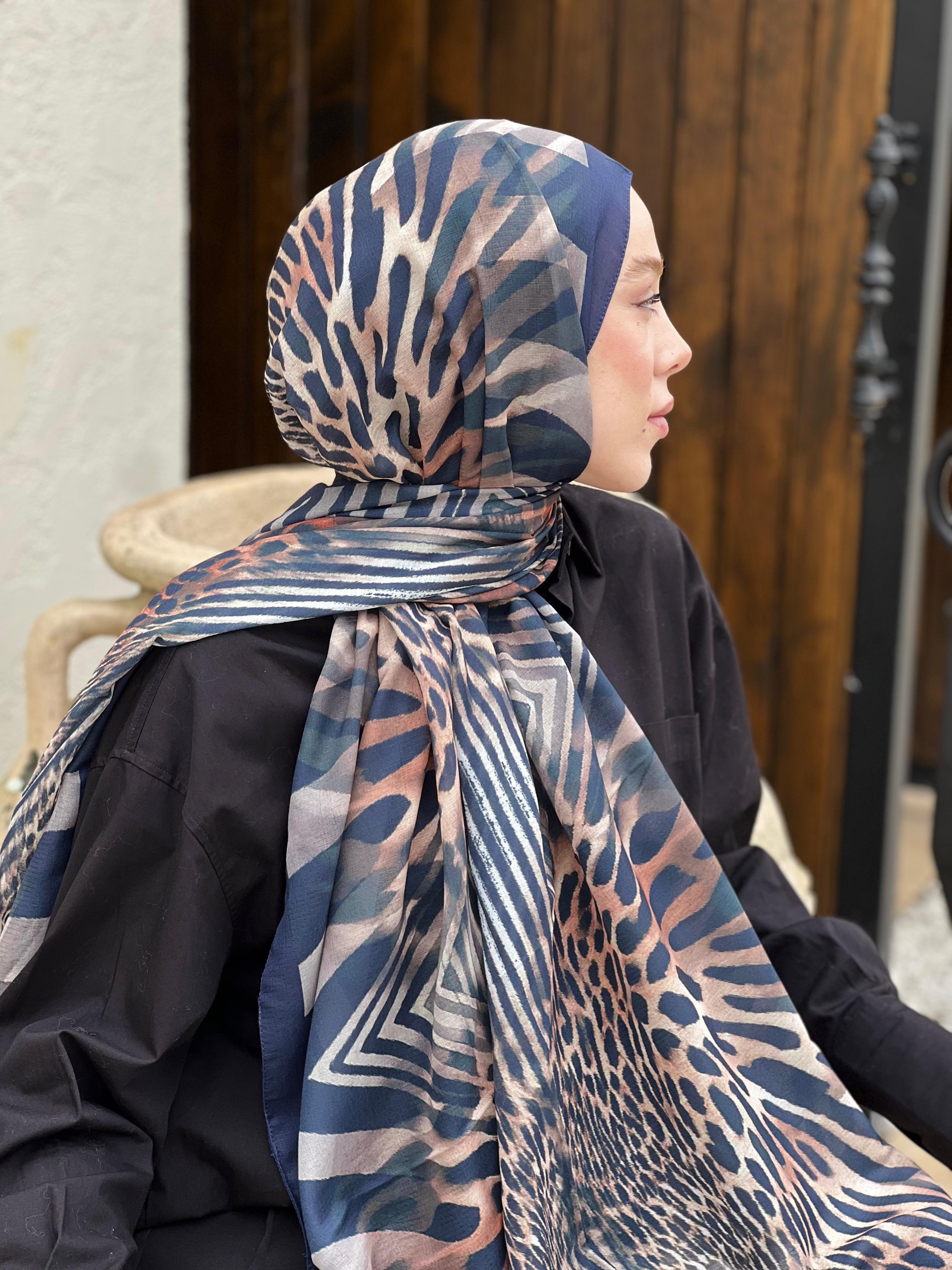 Pars Pattern Lina Shawl - Navy Blue