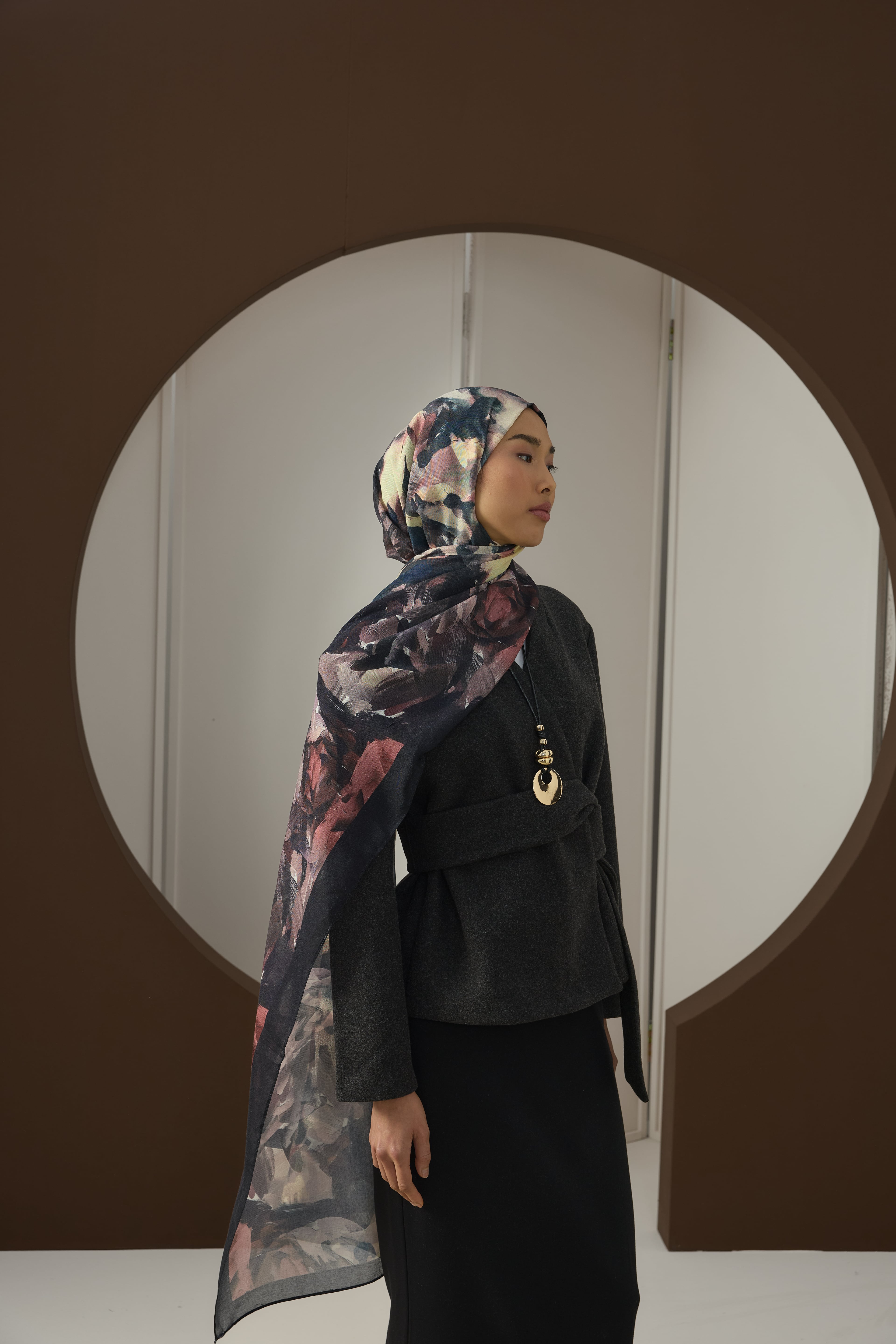 Suhui Desen - Black-Powdered Coffee