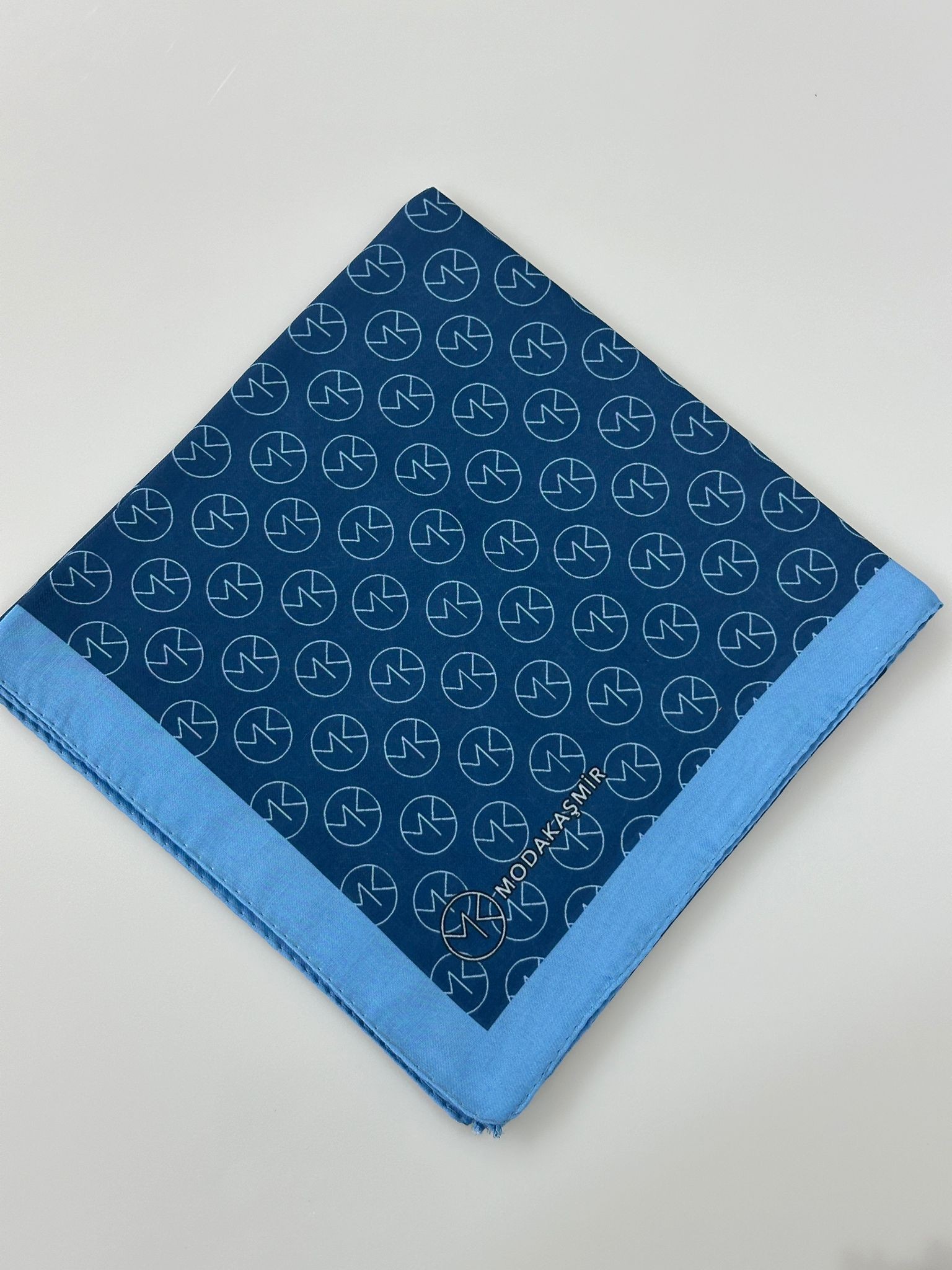 MONOGRAM MK DESEN EŞARP - Mavi