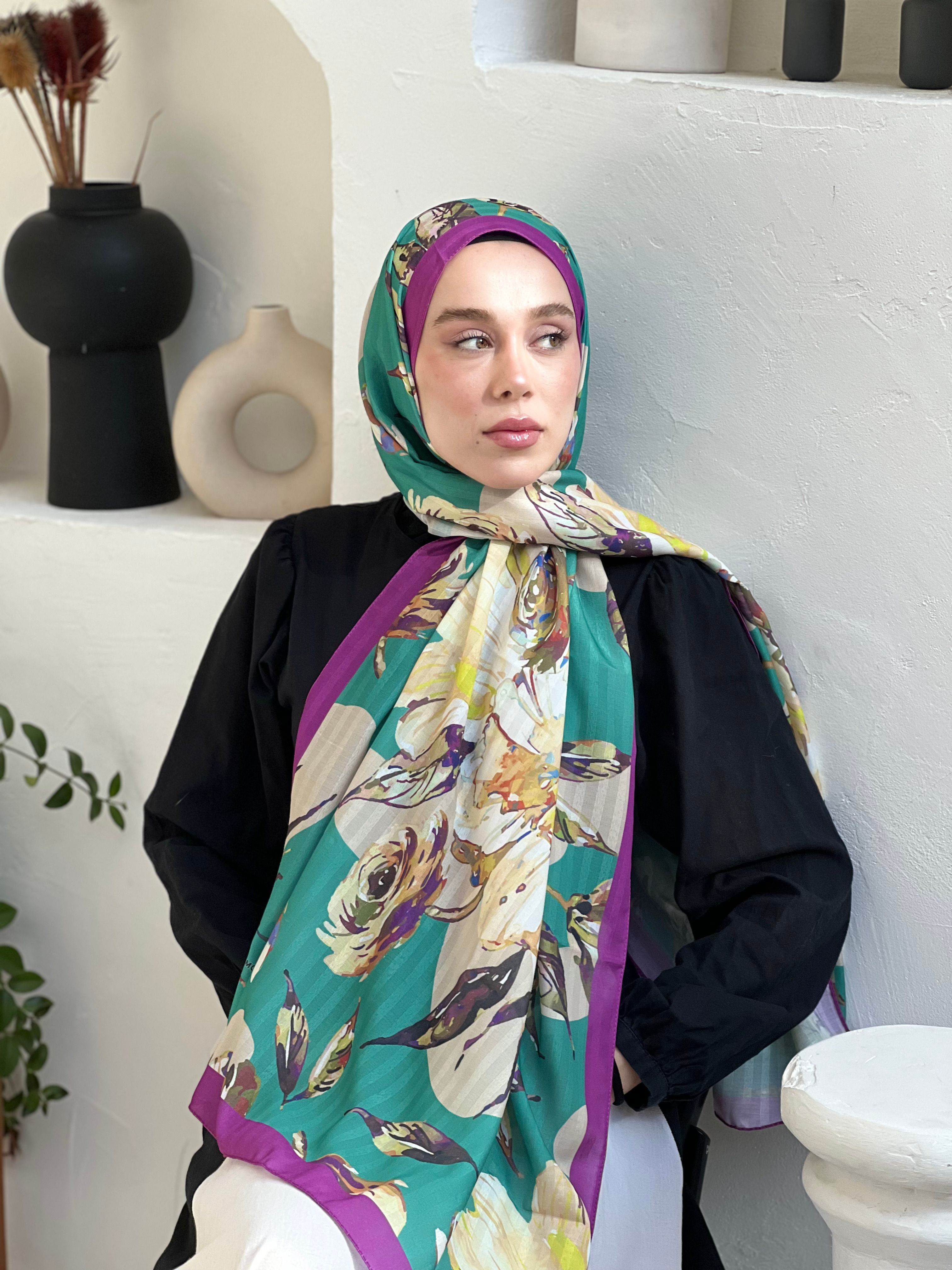 Azalea Pattern Striped Shawl - Purple