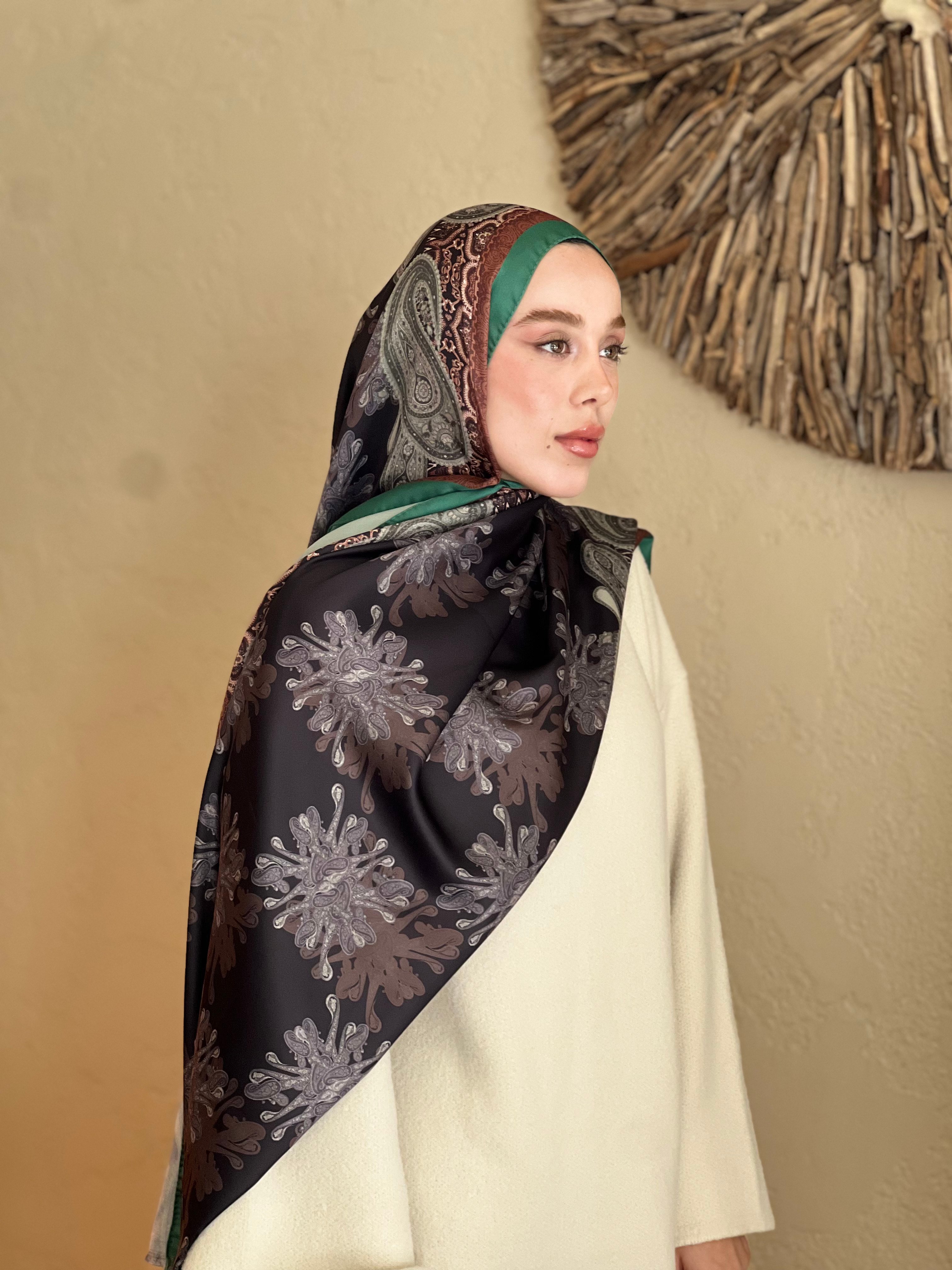 Silky Shawl Rumi Spring Pattern