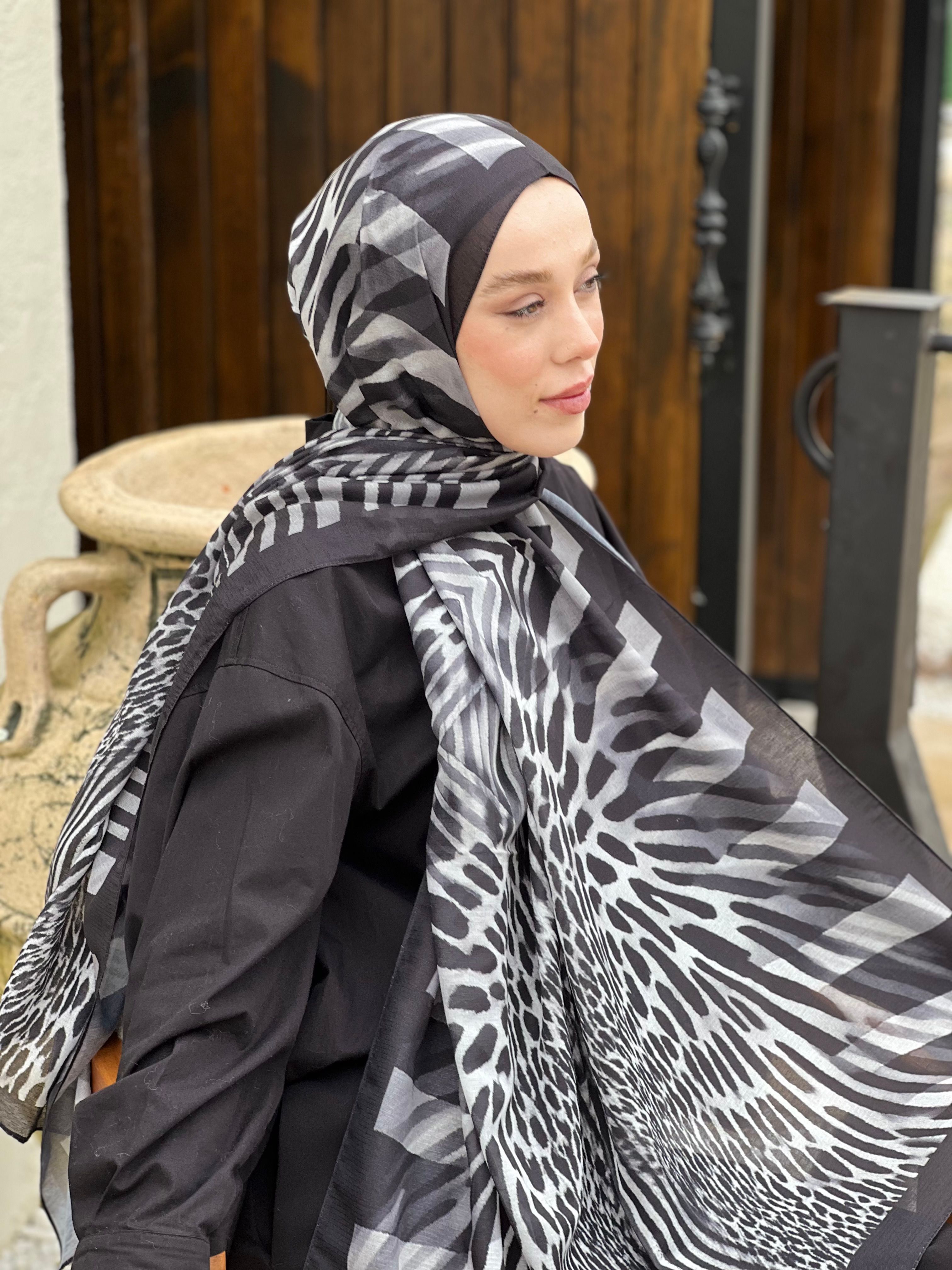 Pars Pattern Lina Shawl - Black-Grey