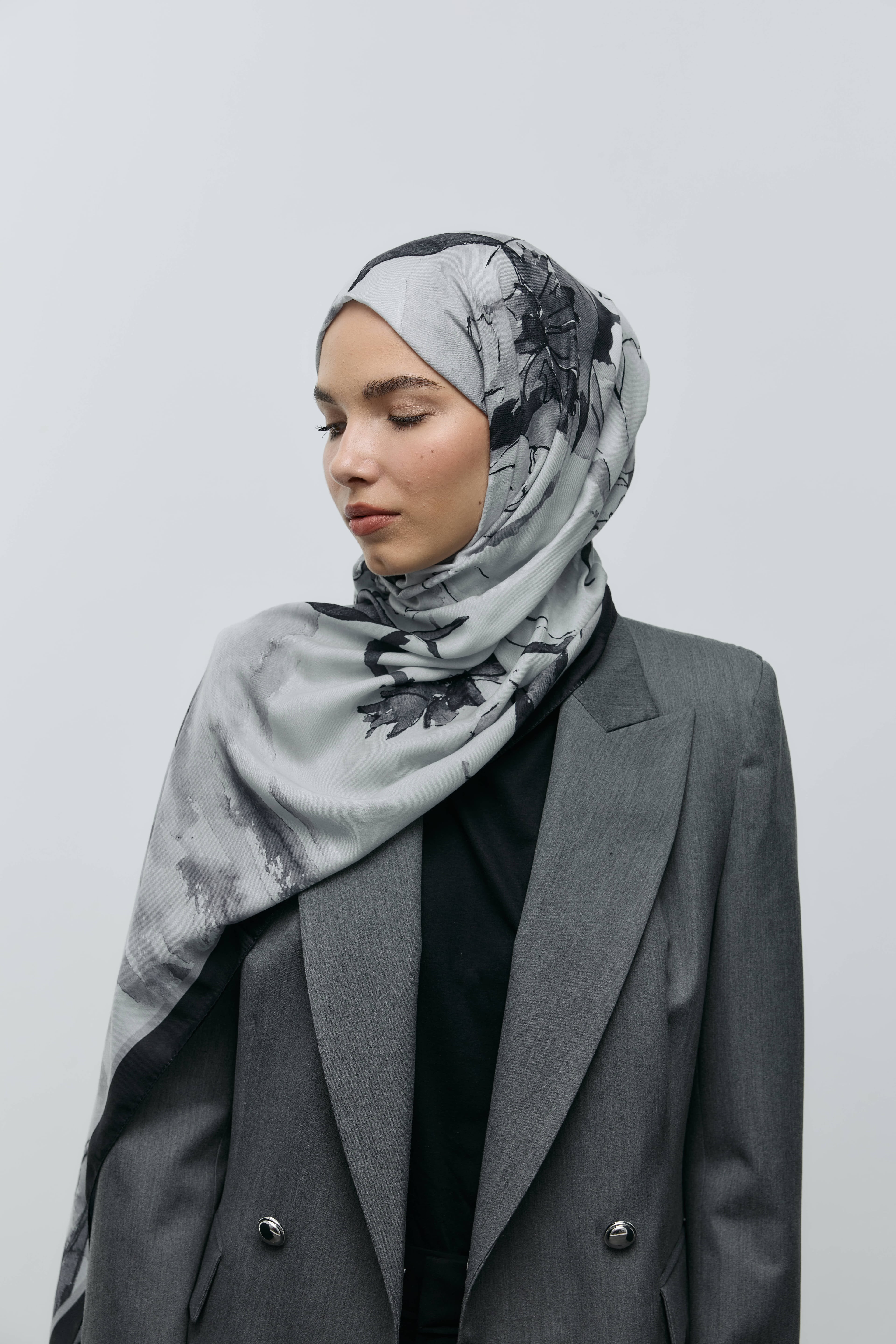 Nileya Desen Pamuk Şal - Siyah-Gri