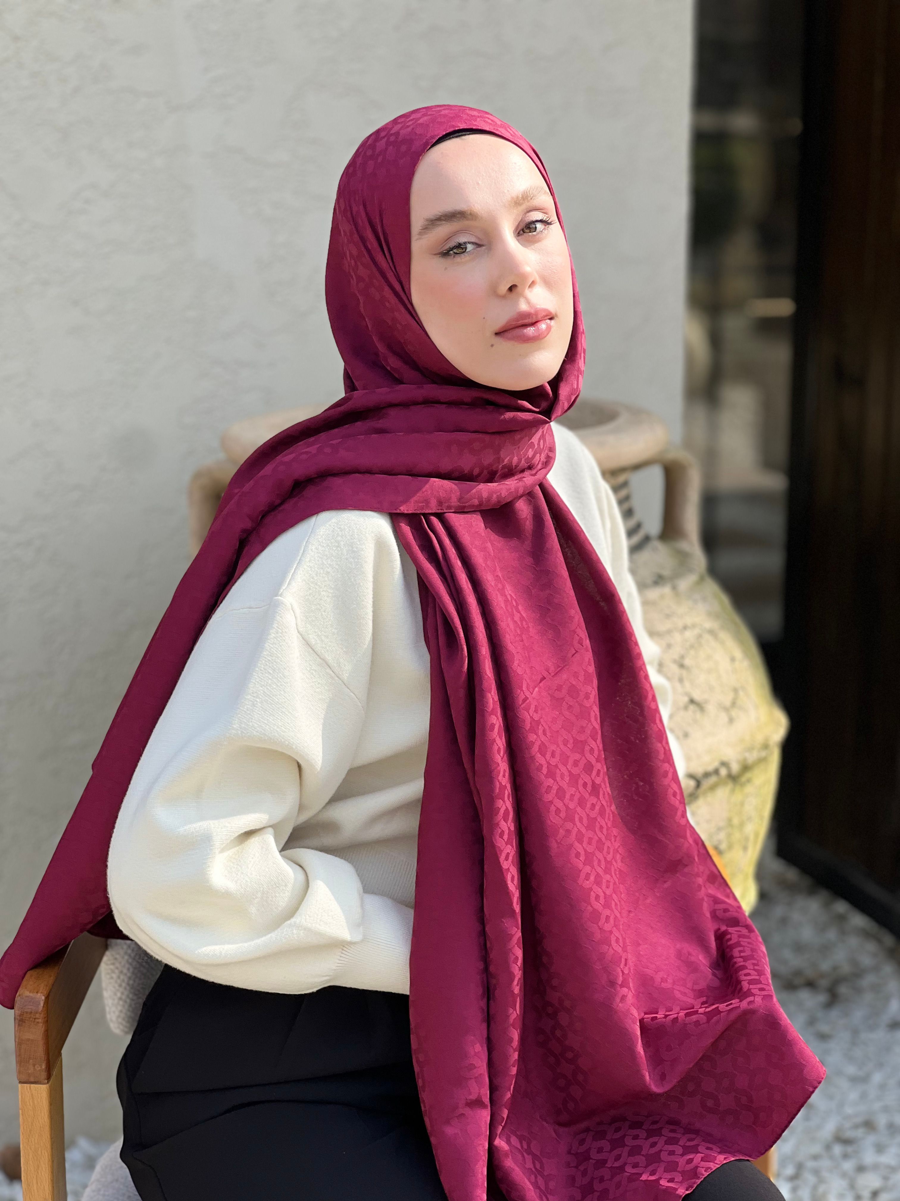 Silky Jacquard Series Linn Pattern Shawl - Burgundy