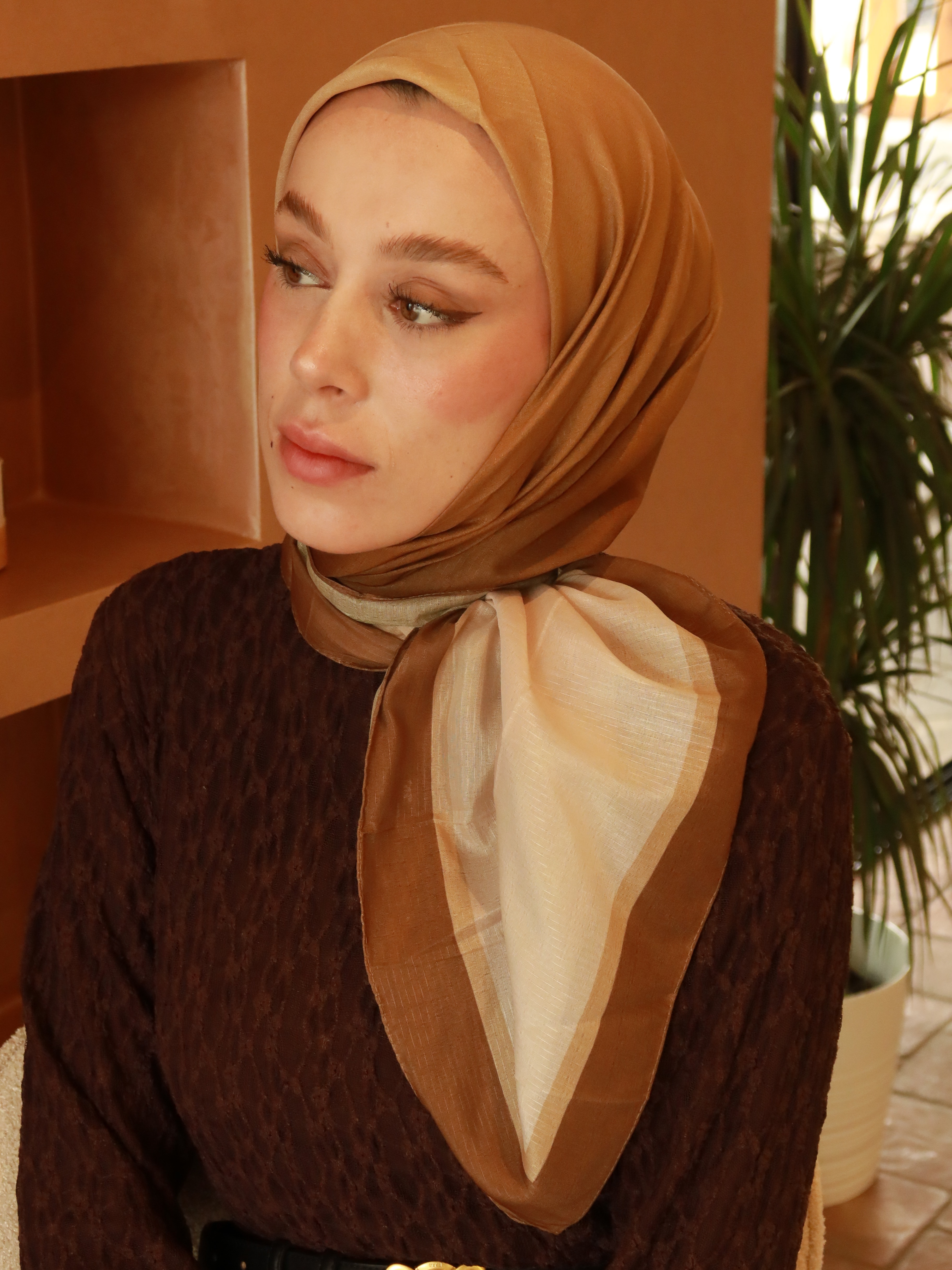 Thalya Desen Lina Eşarp - Koyu Bronz