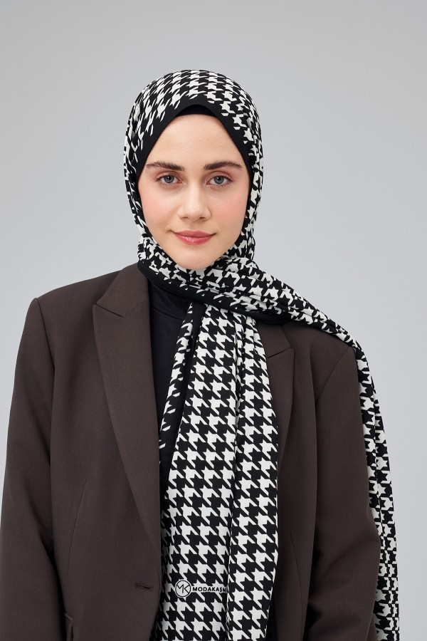 Black and White Series Medina Silk Shawl - Crowbar pattern