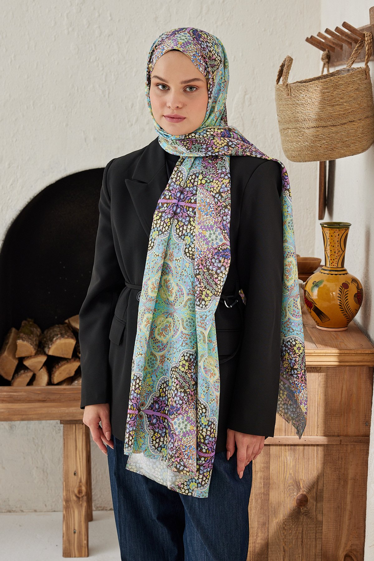 Silky Shawl Munhani Pattern - Nehir-Mint