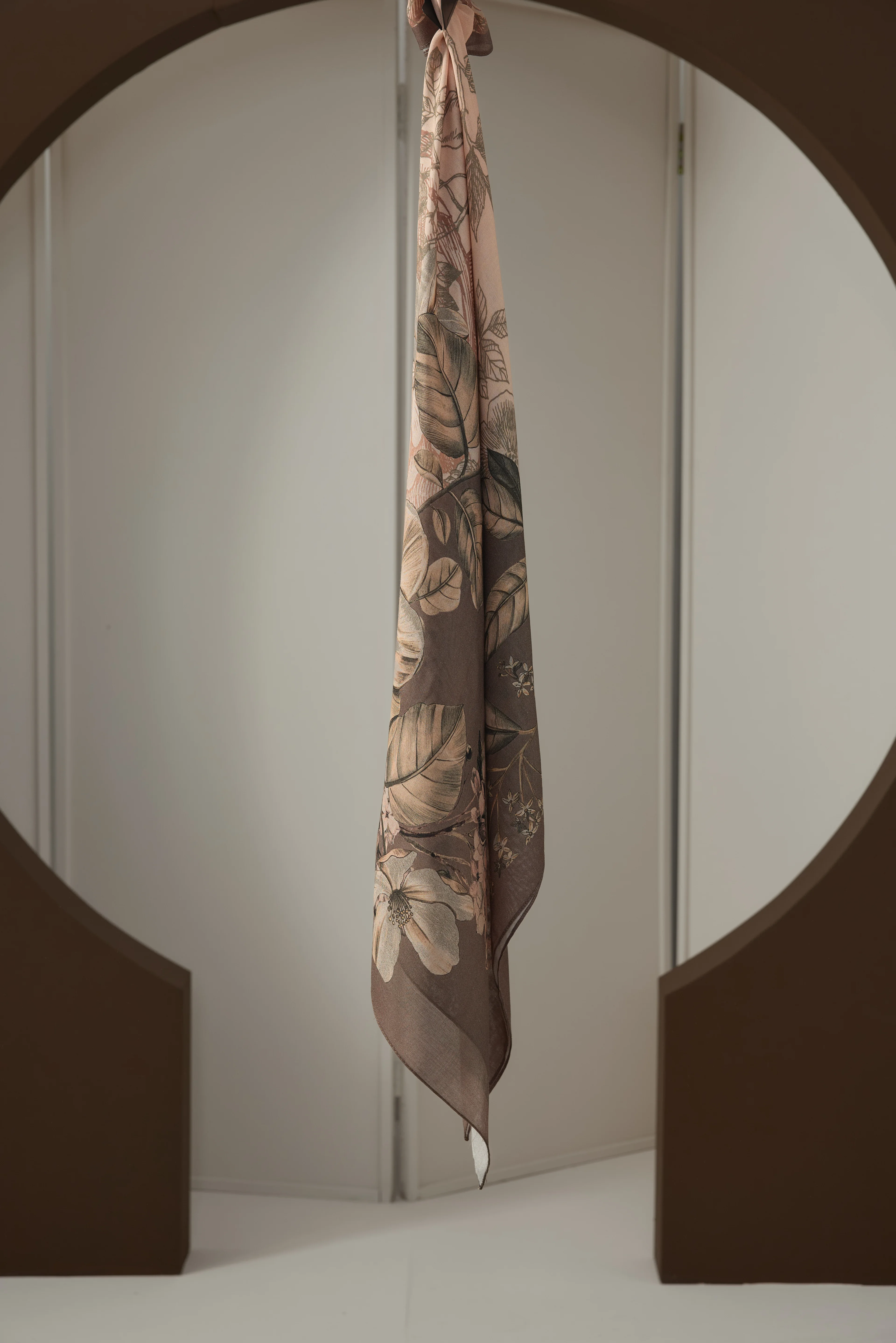 Moran Desen - Tozlu Kahve