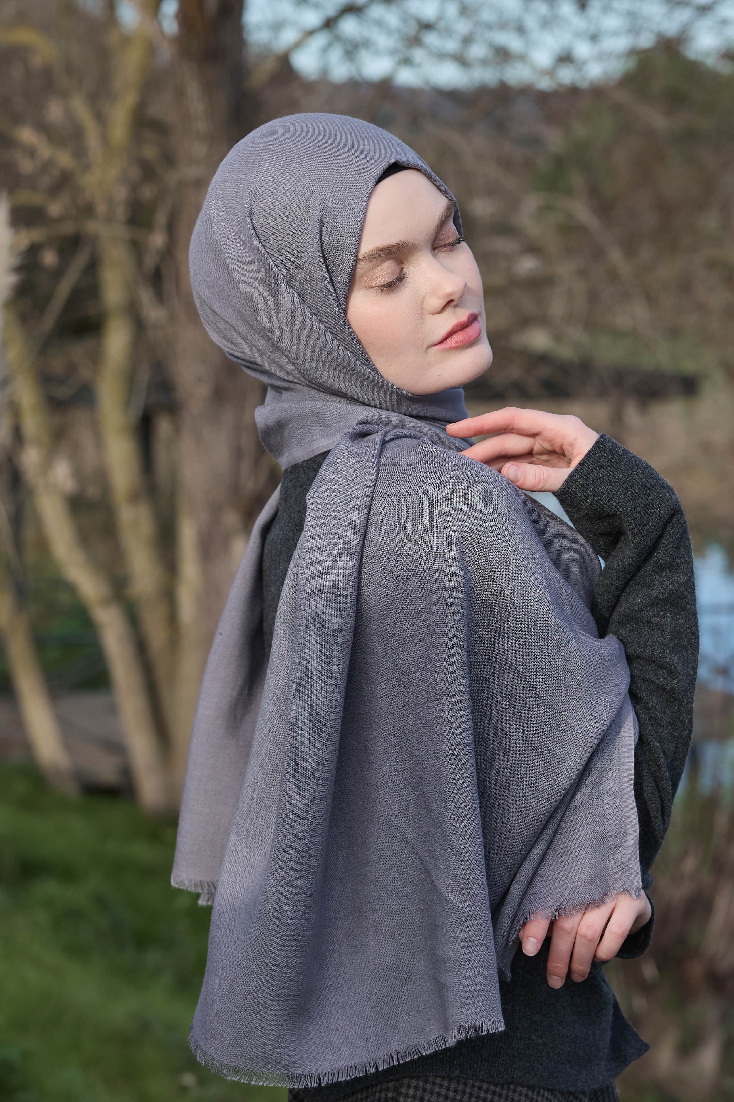 Liora Viskon Şal - Kurşun