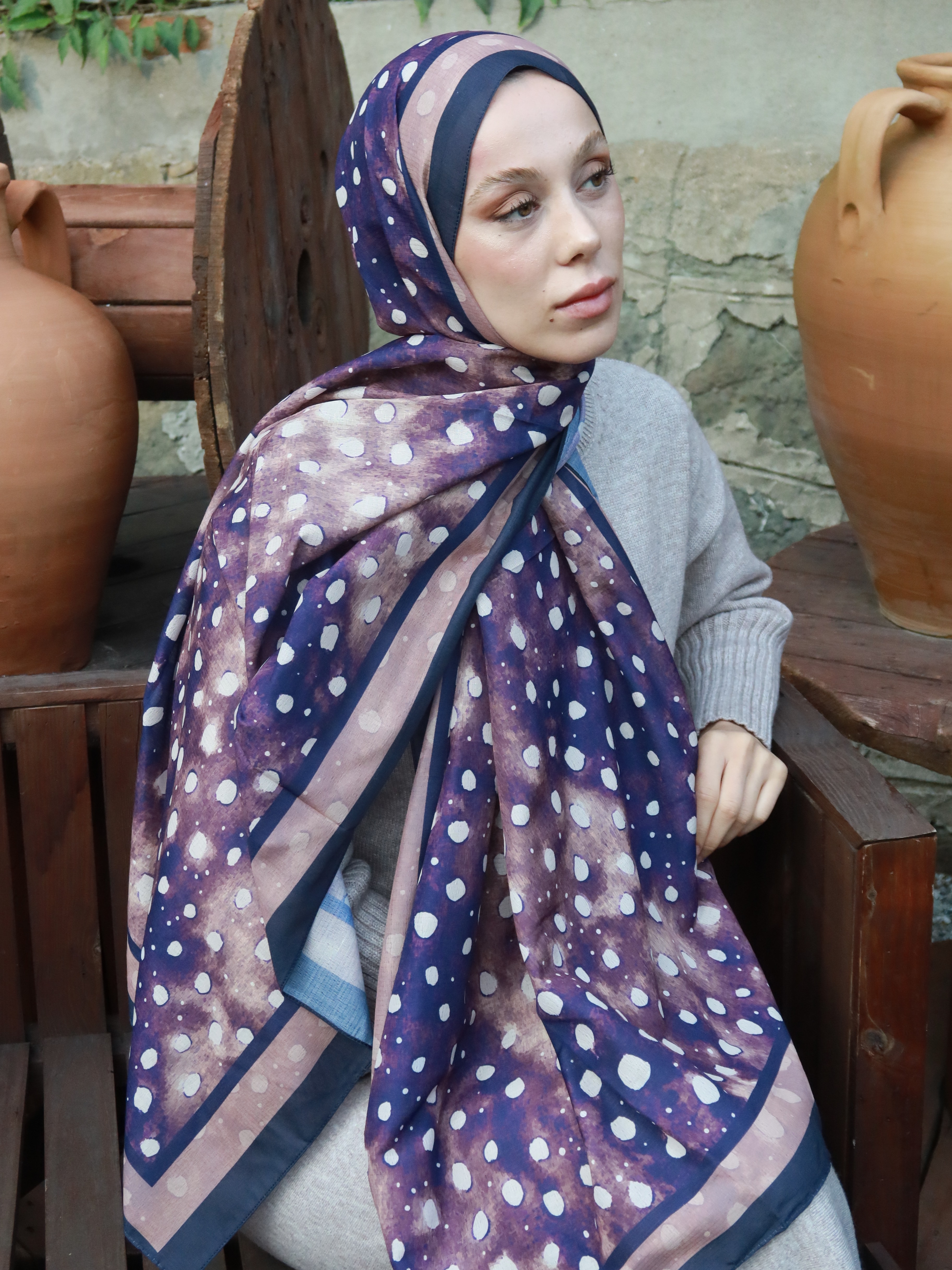 Geyik Desen Lina Şal - Siyah-Vizon