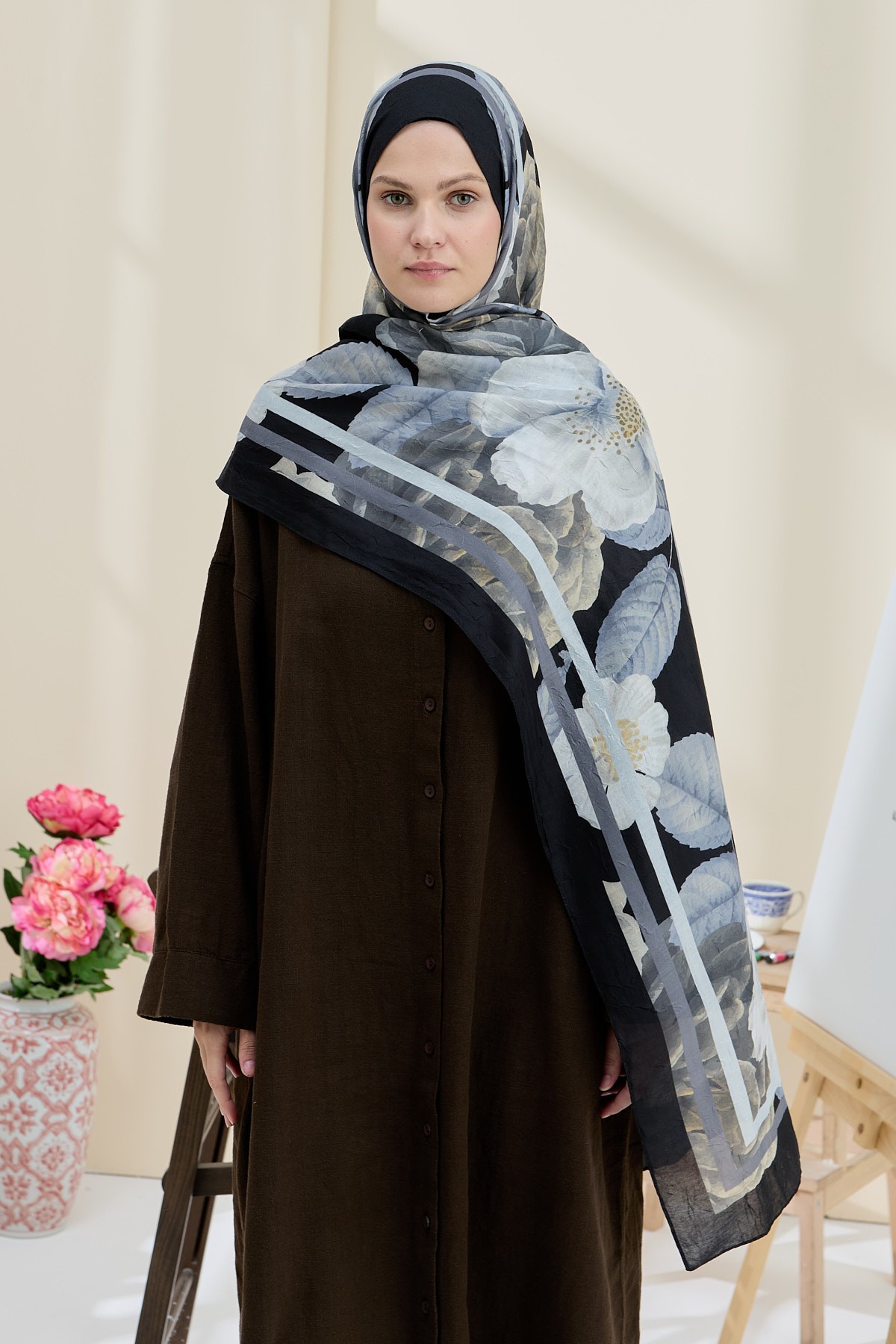 Gül Desen Bambu Şal - Siyah