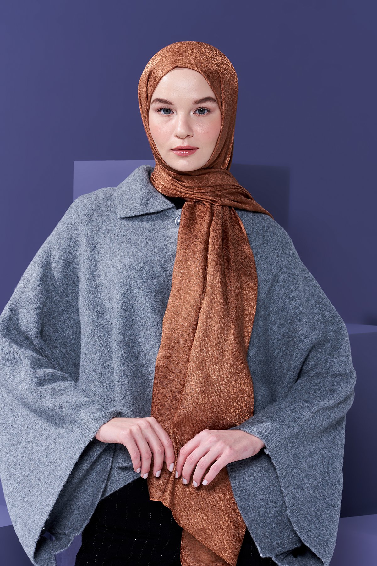 Monogram Jacquard Series MK Shawl - Caramel