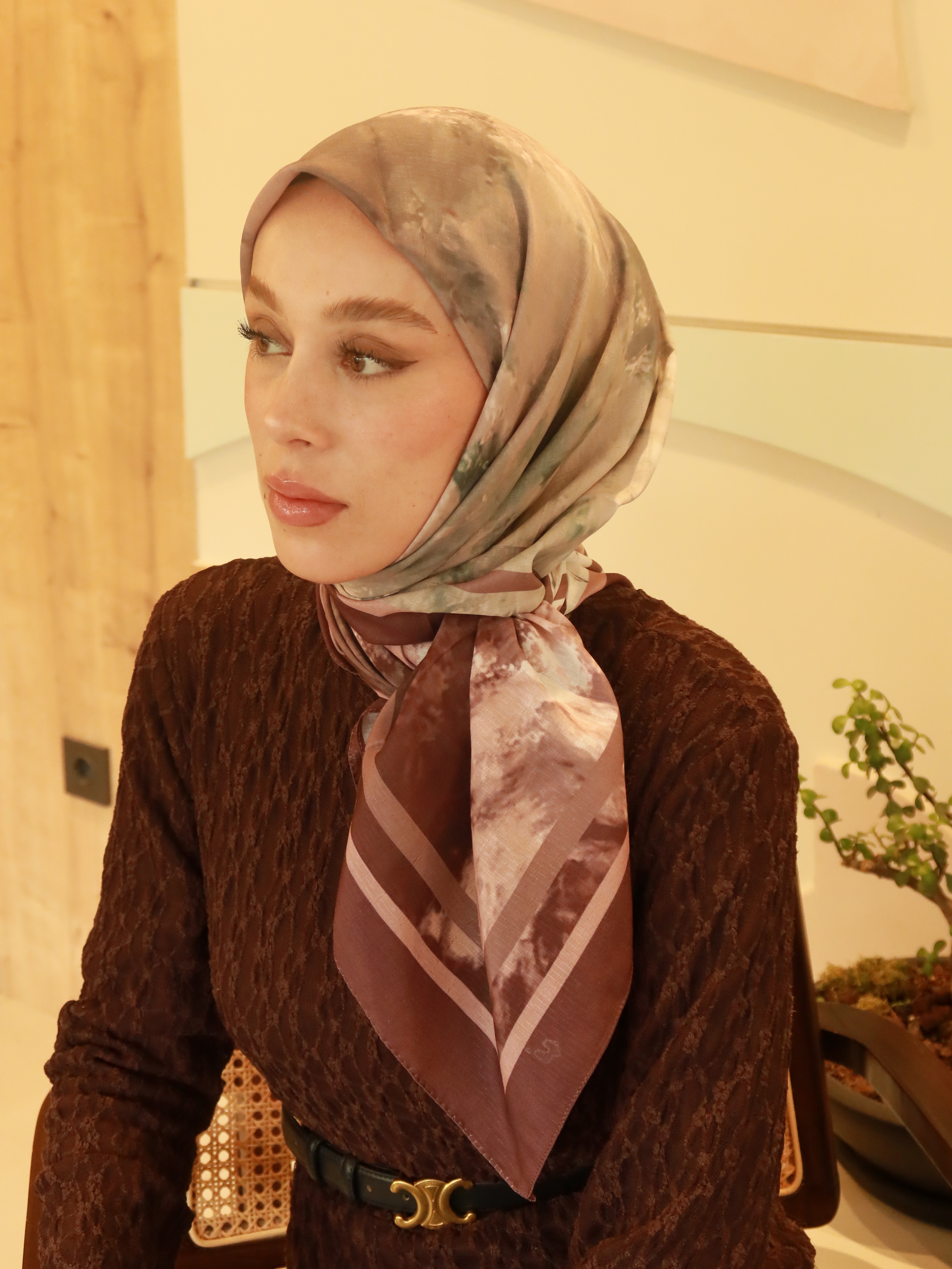 Eterya Desen Lina Eşarp - Rubin