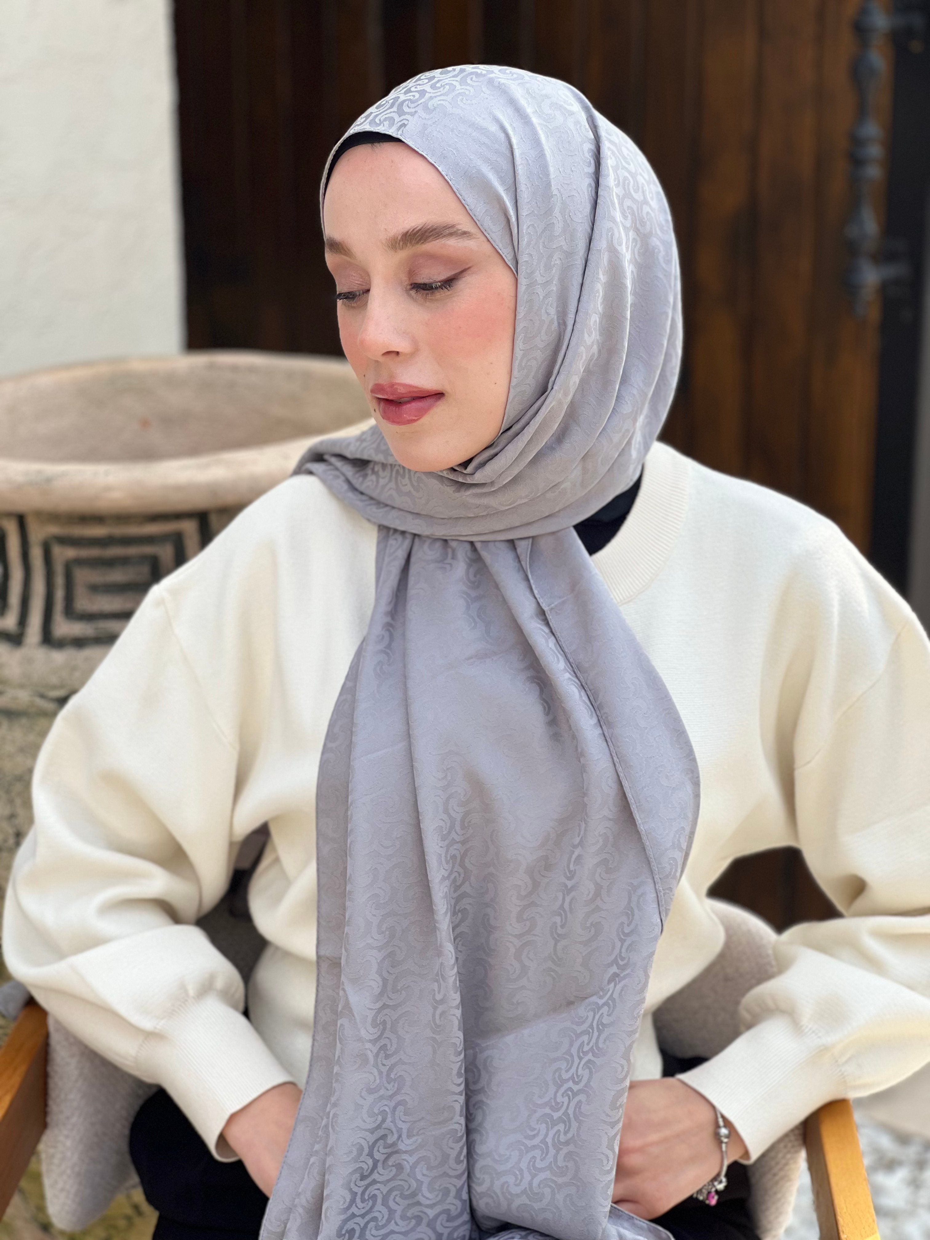 Silky Jacquard Series Braiding Pattern Shawl - Smoke