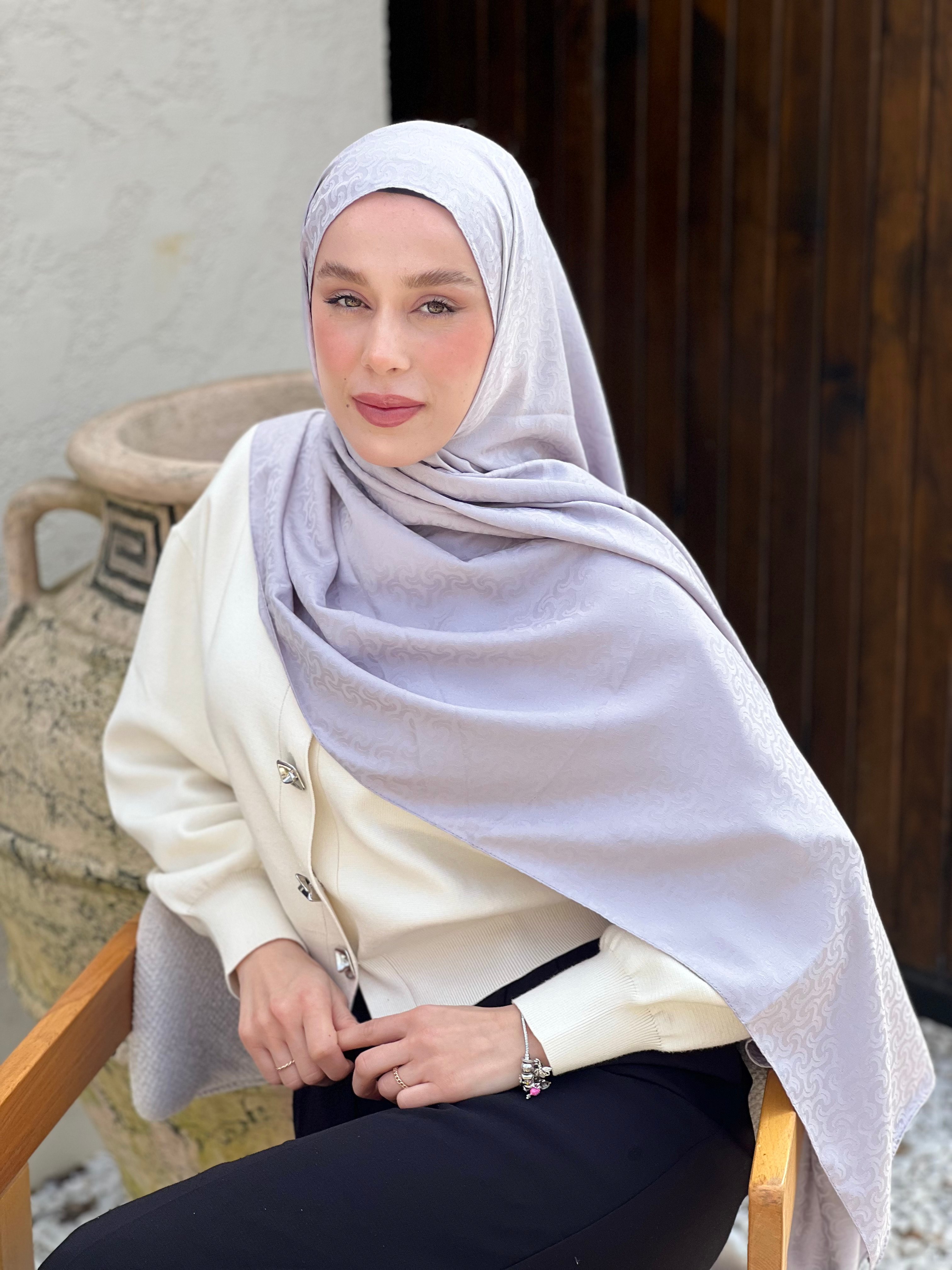 Silky Jacquard Series Braiding Pattern Shawl - Light Gray