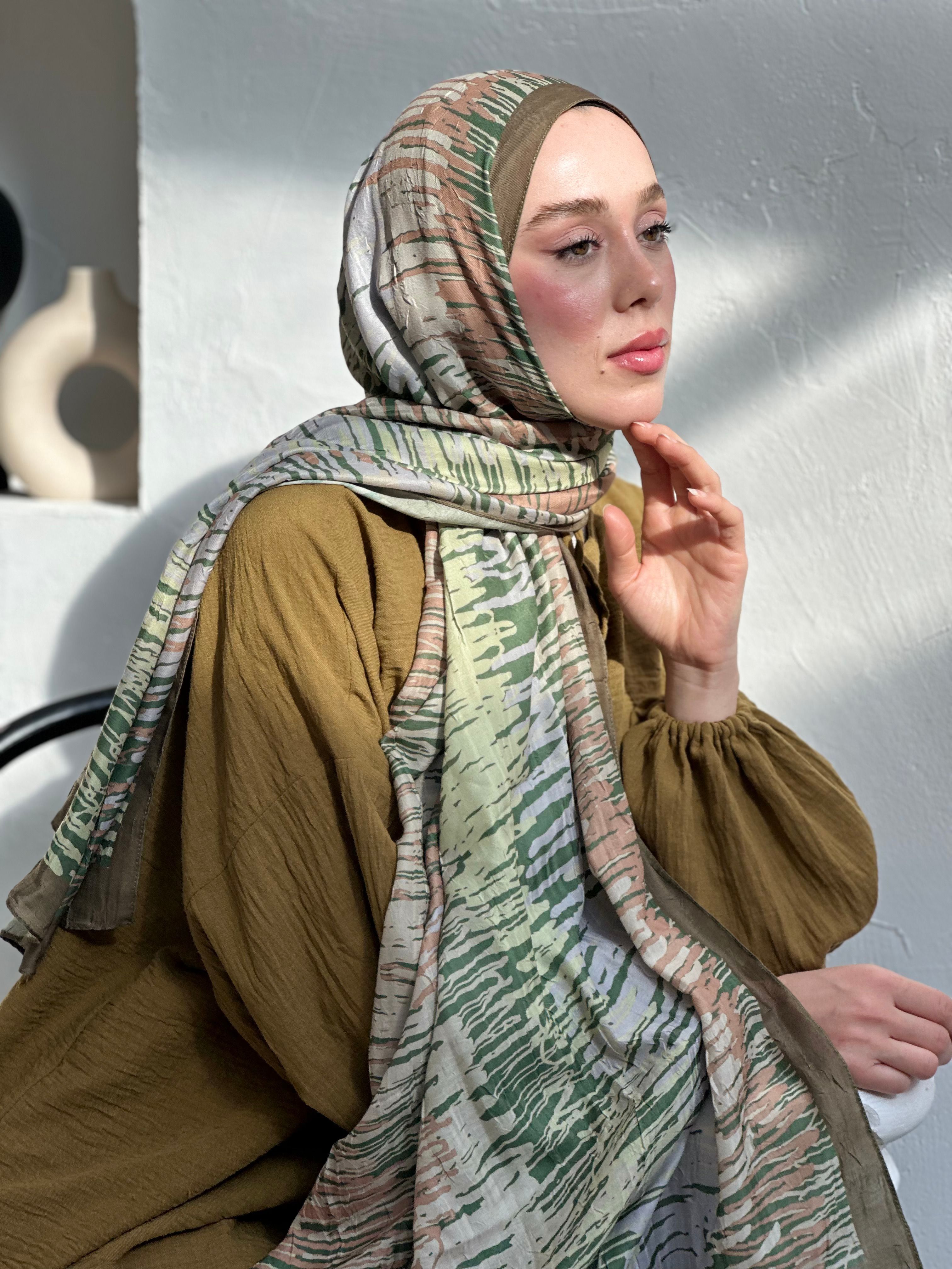 Linye Pattern Bamboo Shawl - Dark Bronze