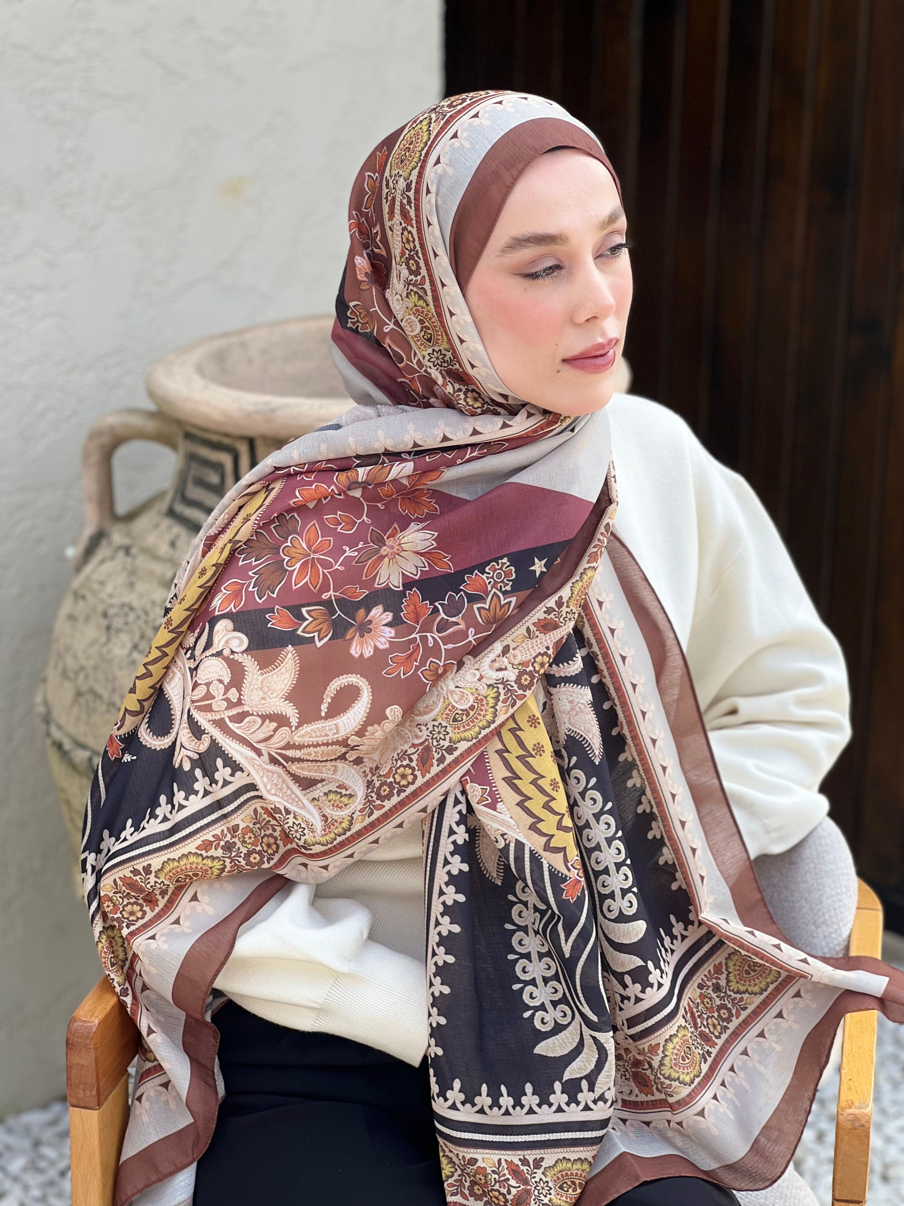 Meknes Pattern Lina Shawl - Brown