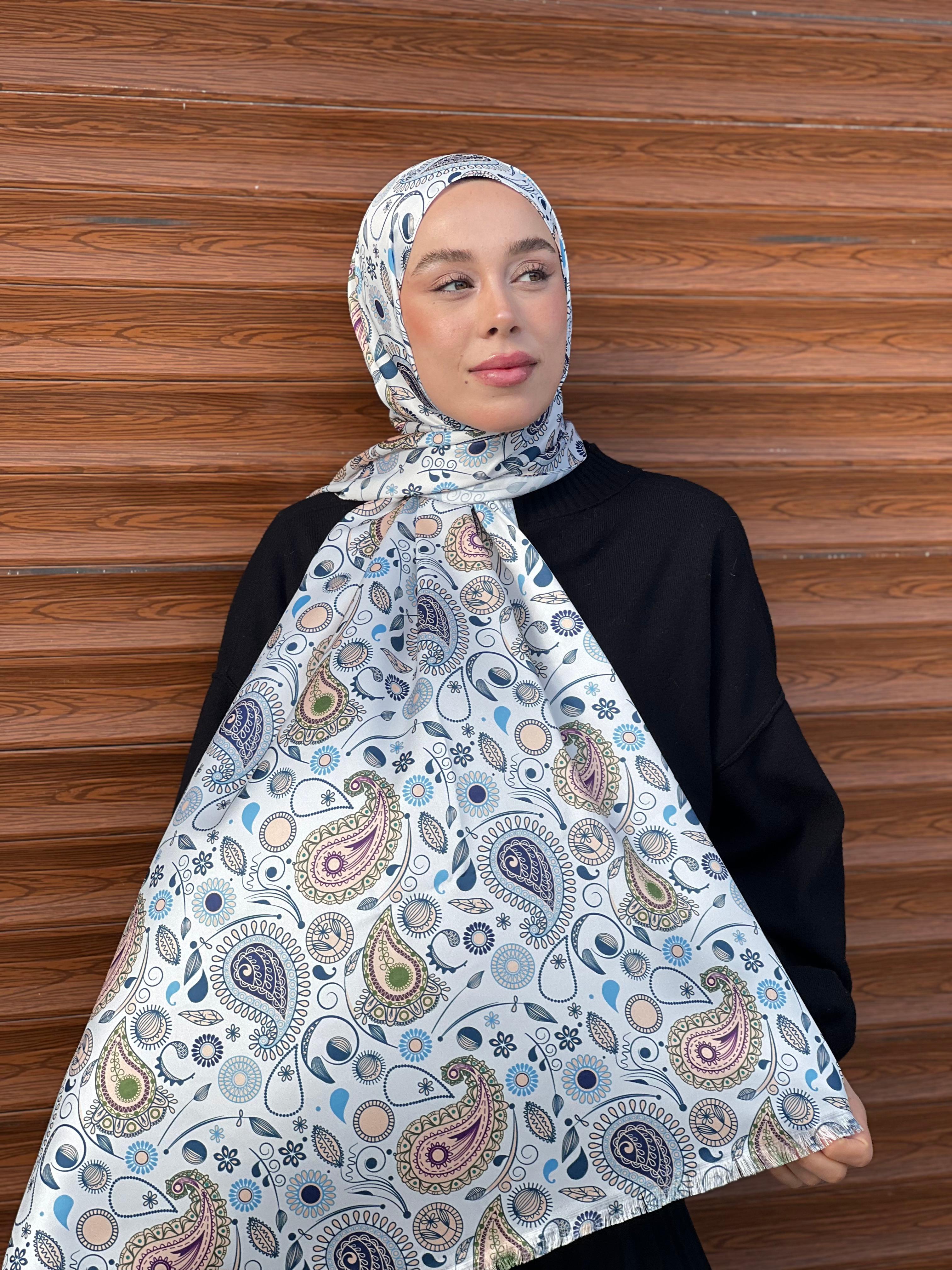 Silky Shawl Serenite Pattern - White