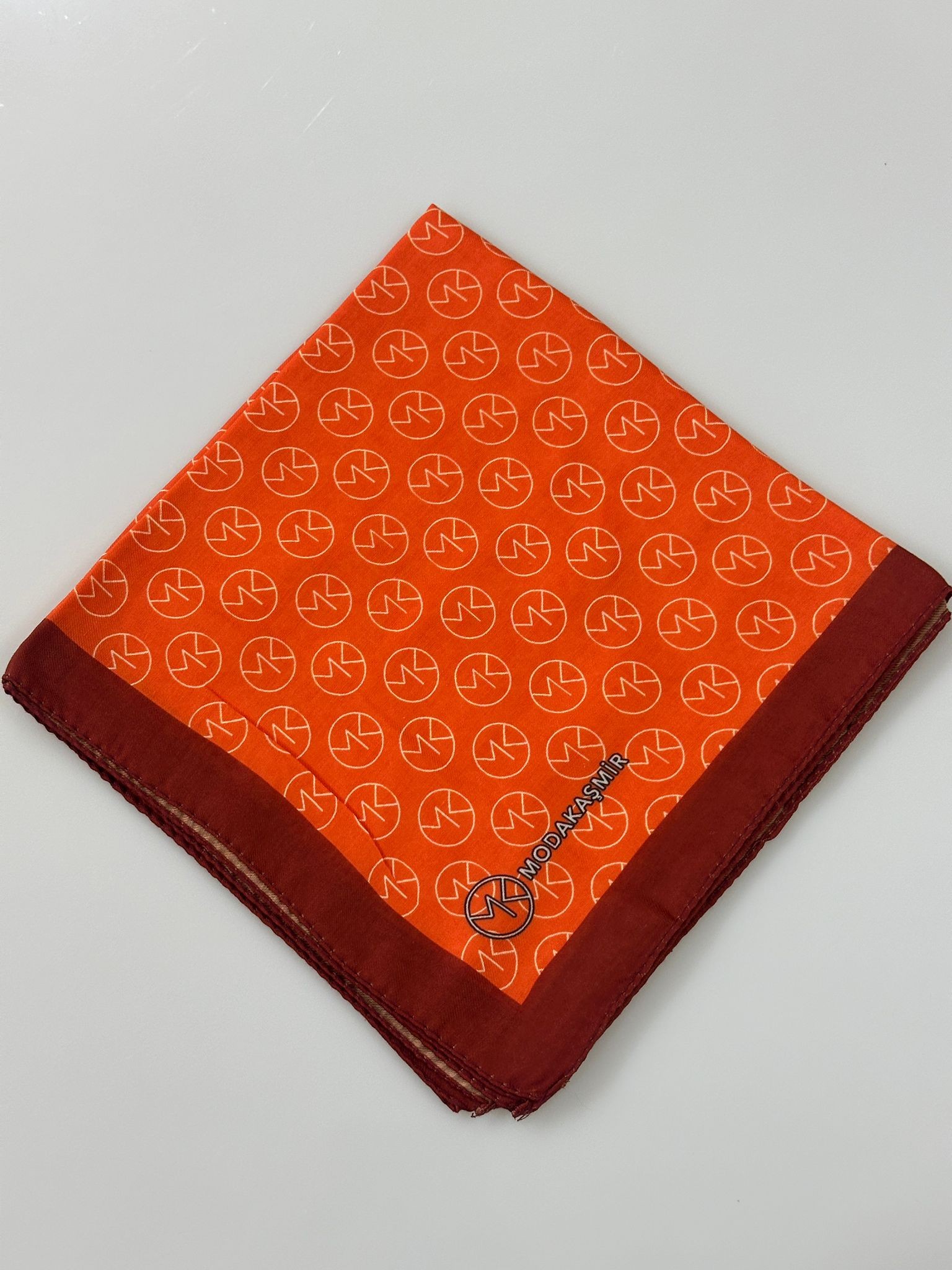 MONOGRAM MK DESEN EŞARP - Kiremit