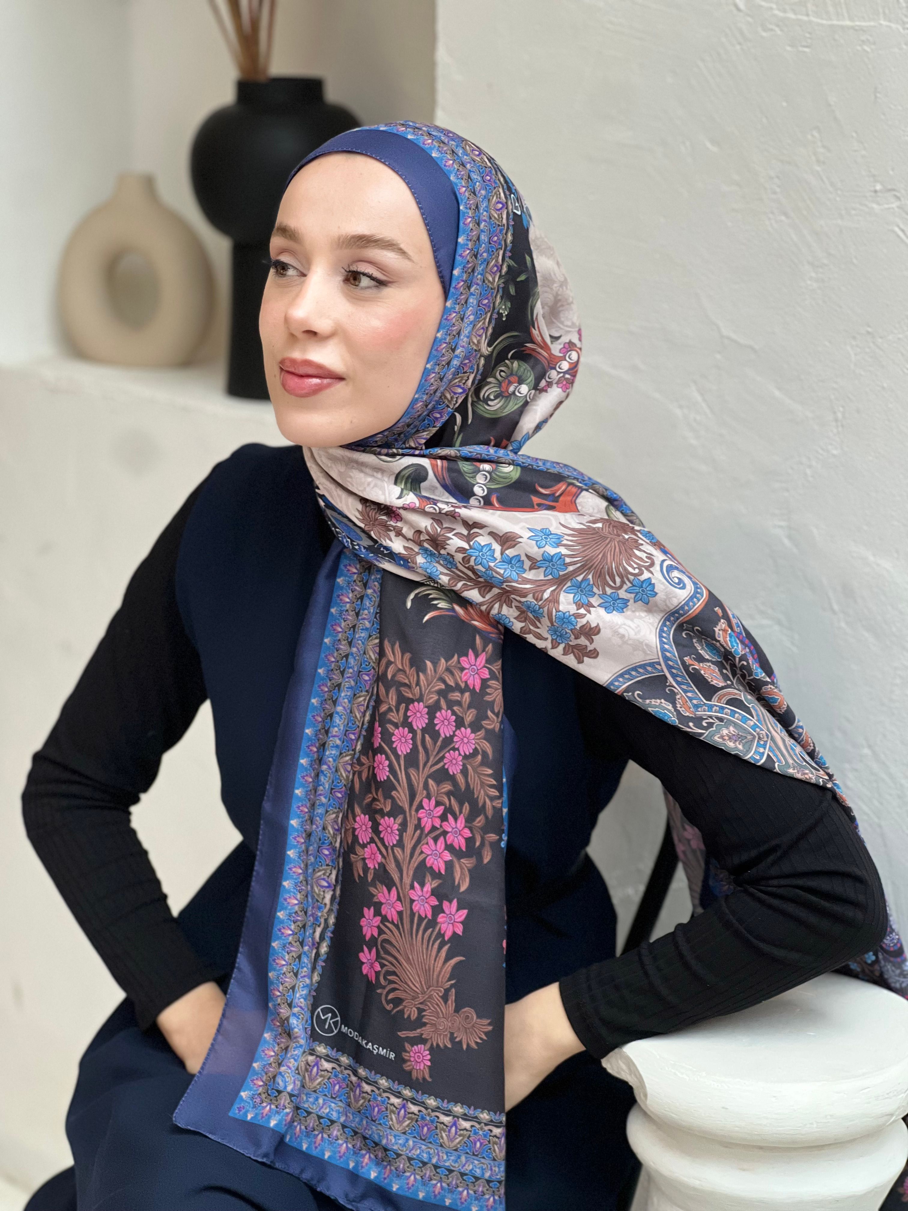 Miniature Flower Pattern Cotton Shawl - Navy Blue-Blue