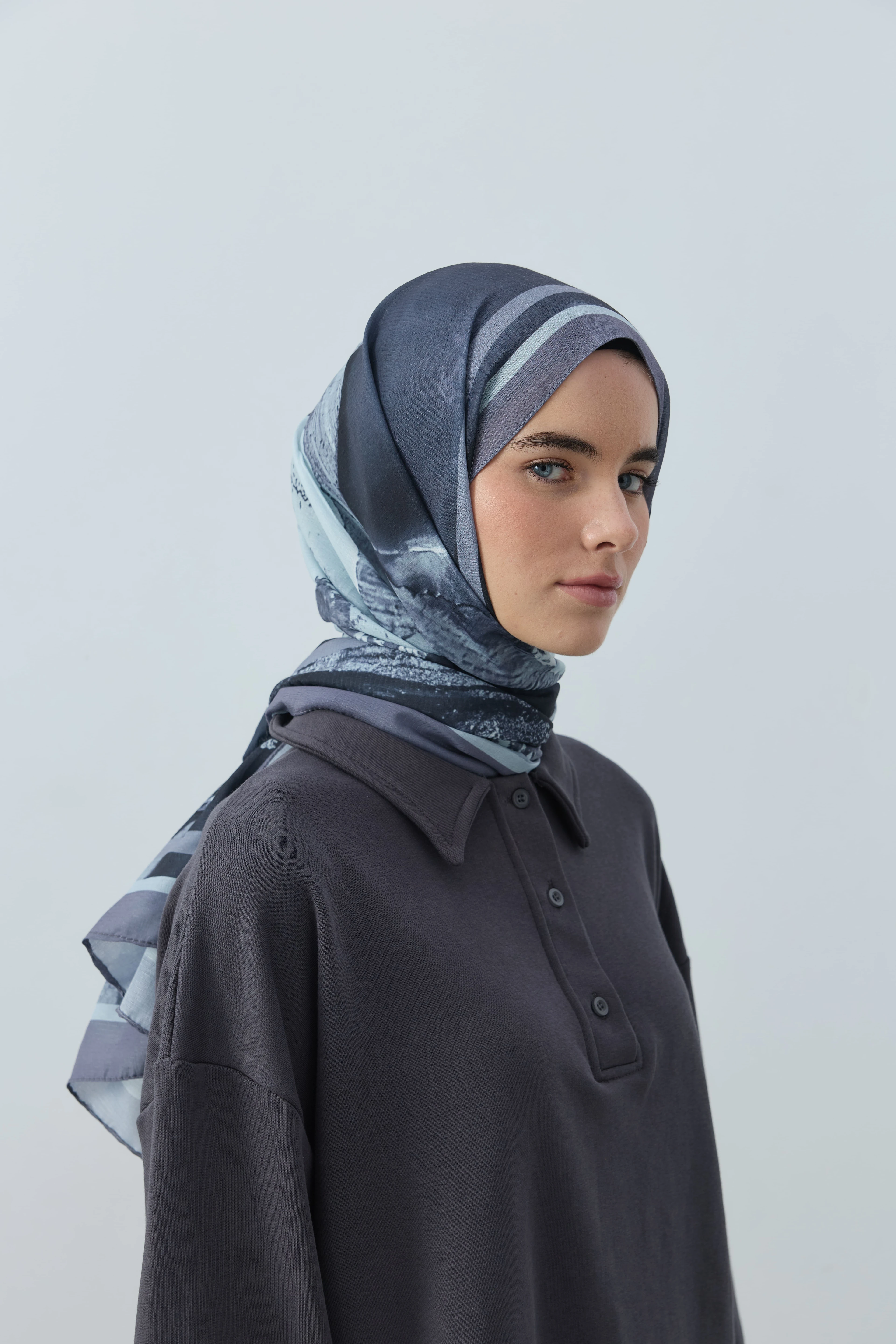 Ardora Desen Lina Şal - Koyu Gri