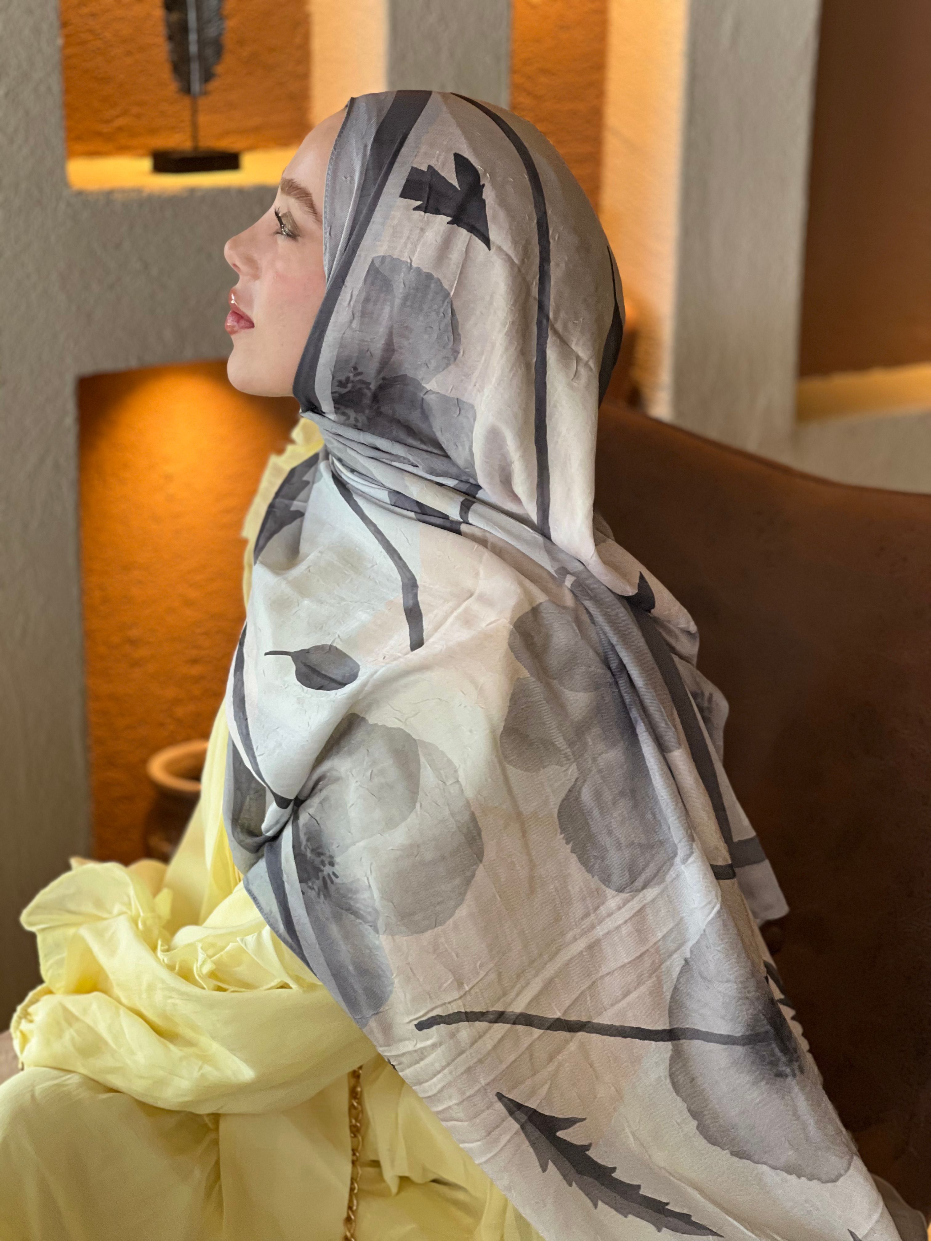 Poppy Pattern Bamboo Shawl - Gray
