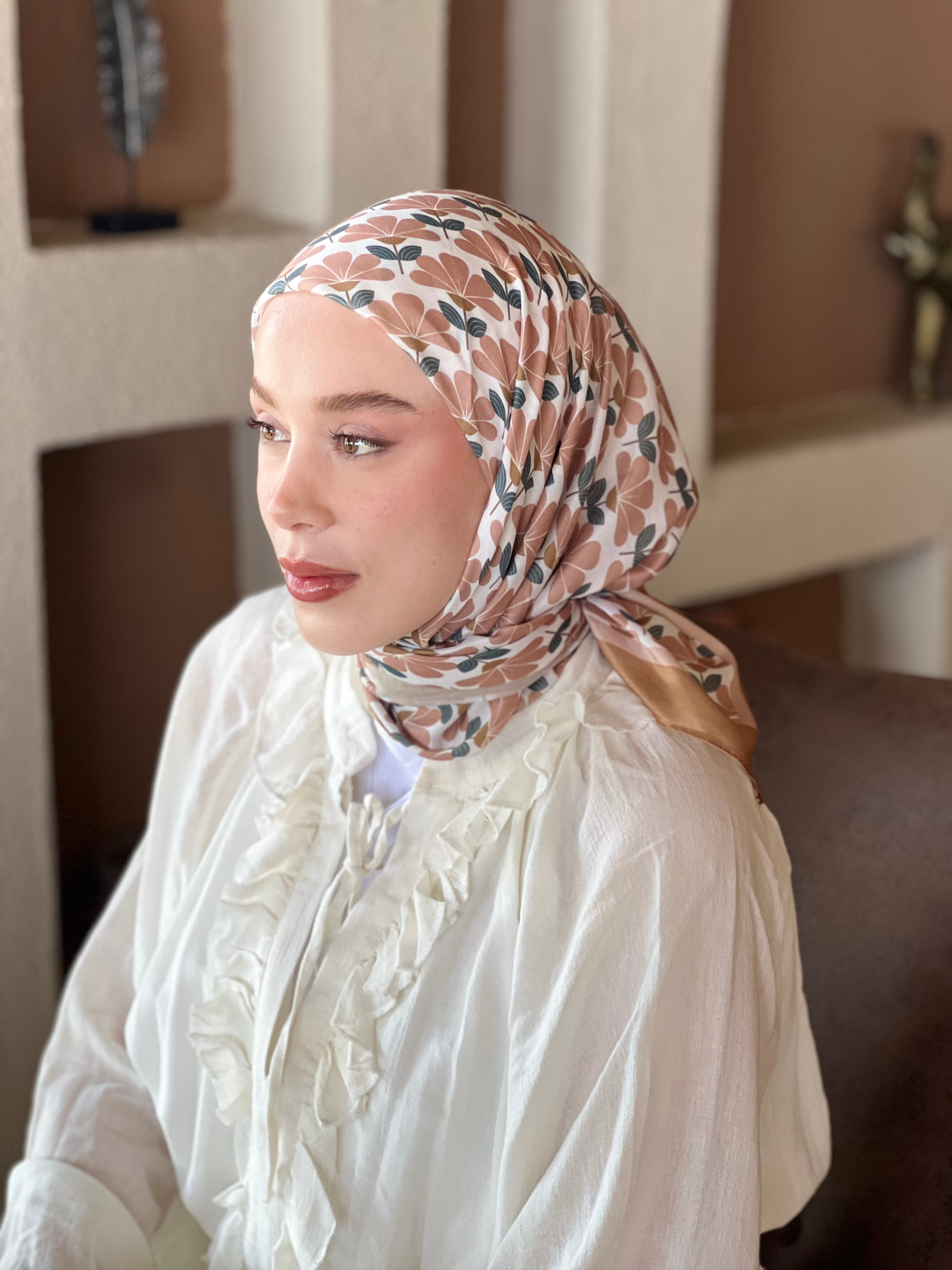 Clover Pattern Cotton Scarf