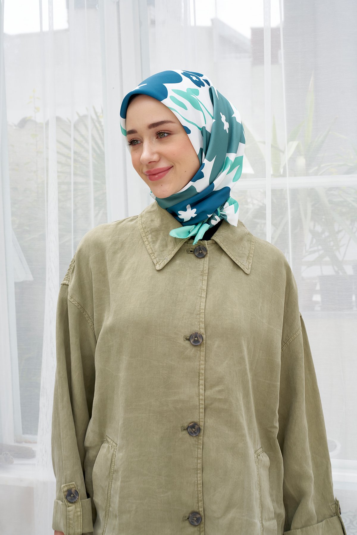 Daisy Twill Scarf - Nile Green