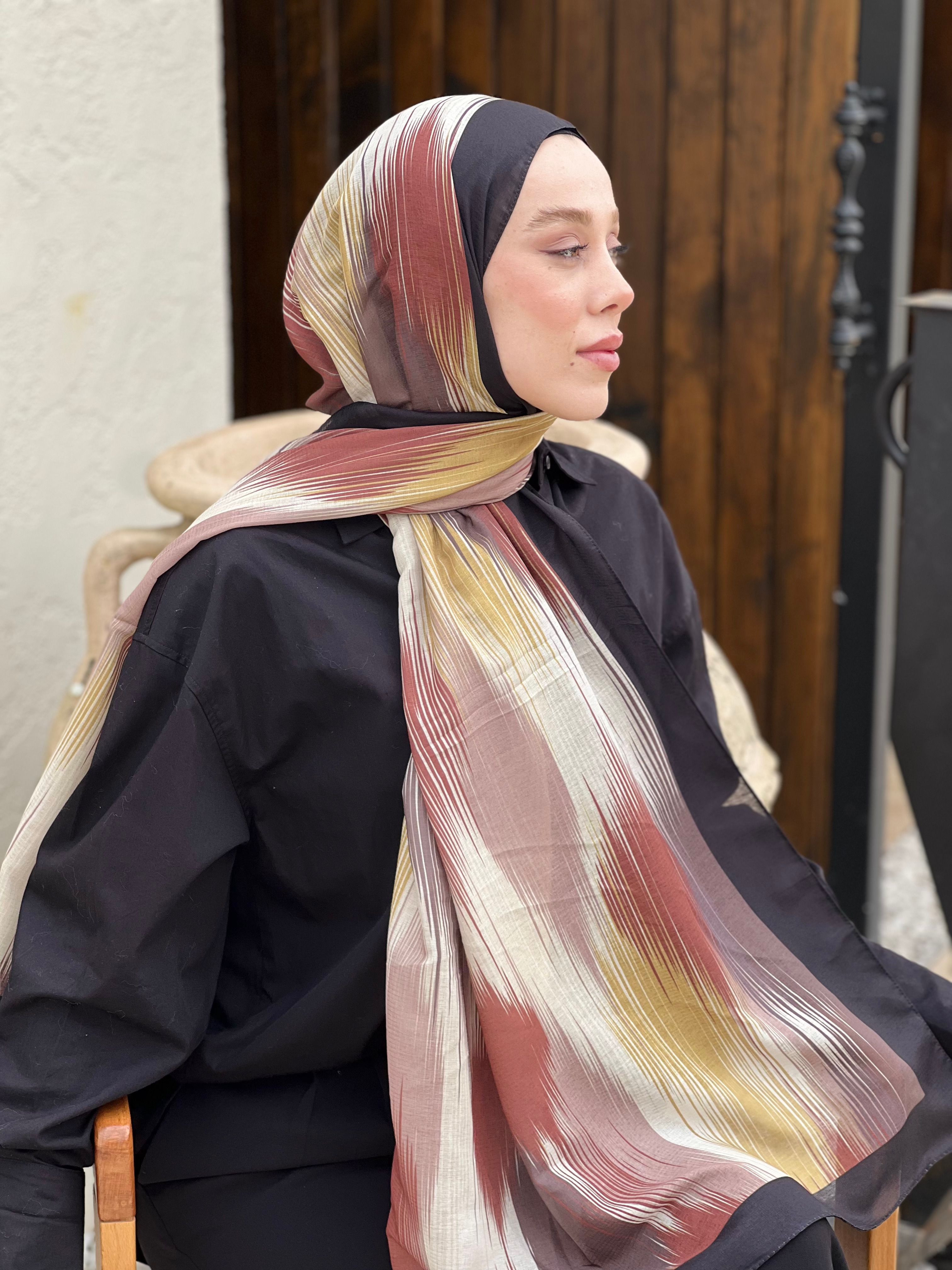 Vakkas Pattern Lina Shawl - Black-Bronze