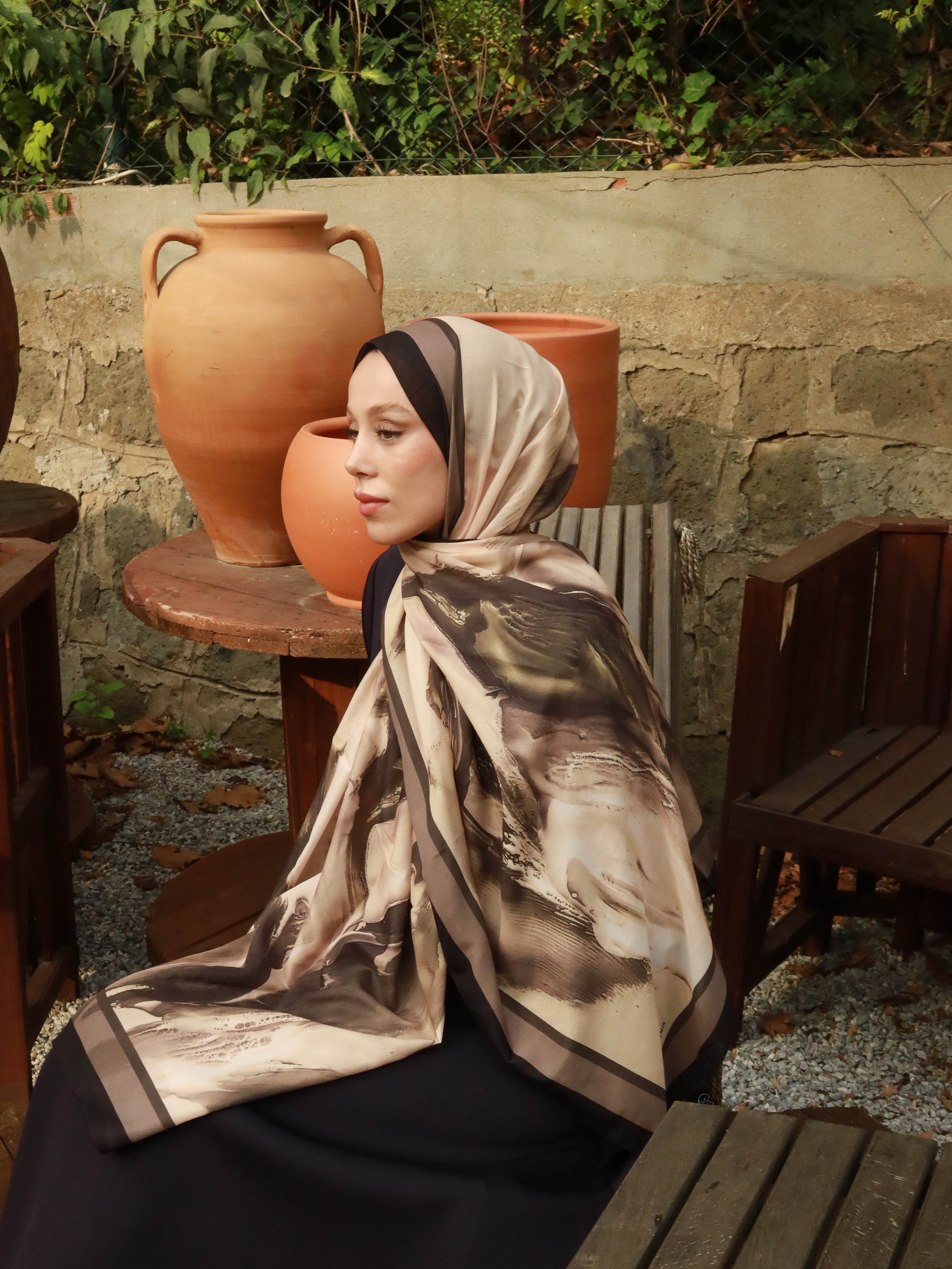 Punch Desen Lina Şal - Siyah-Latte