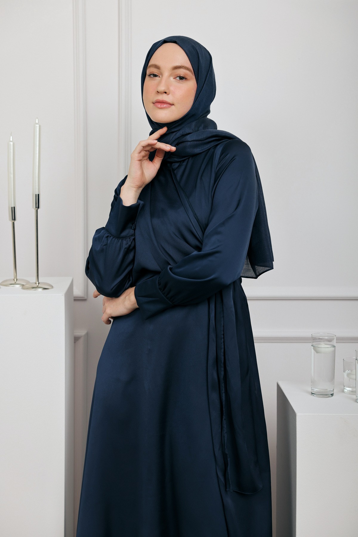 Plain Monogram Series Shawl - Navy blue