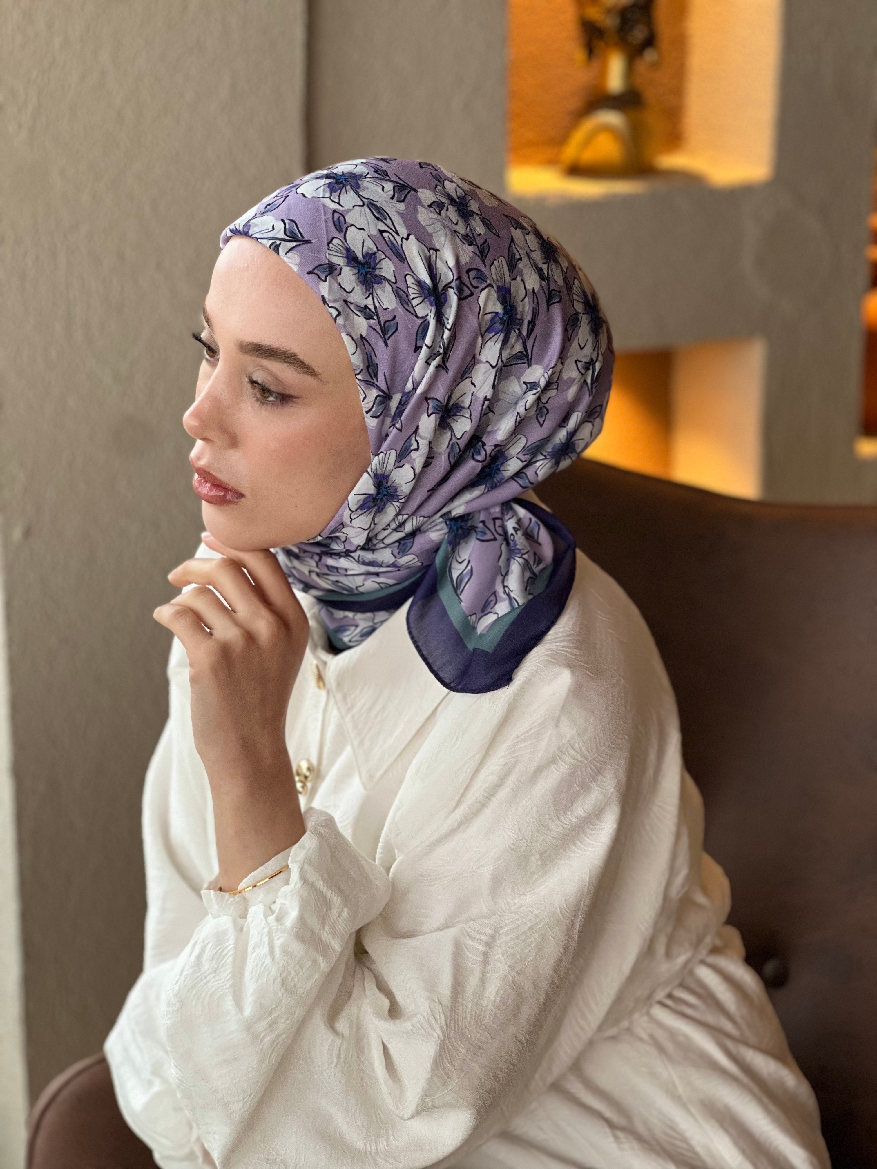Freesia Pattern Cotton Scarf