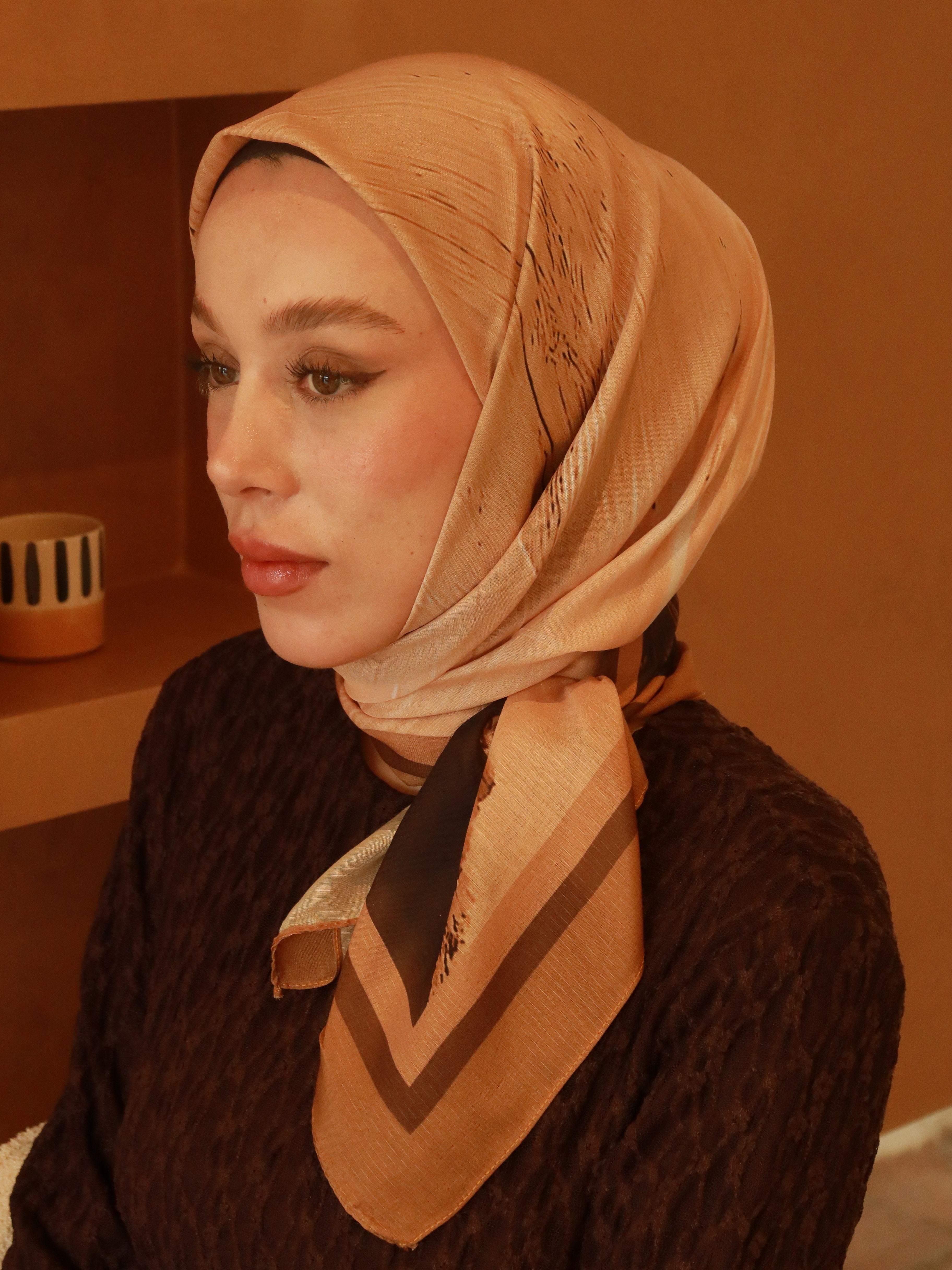 Nerith Desen Lina Eşarp