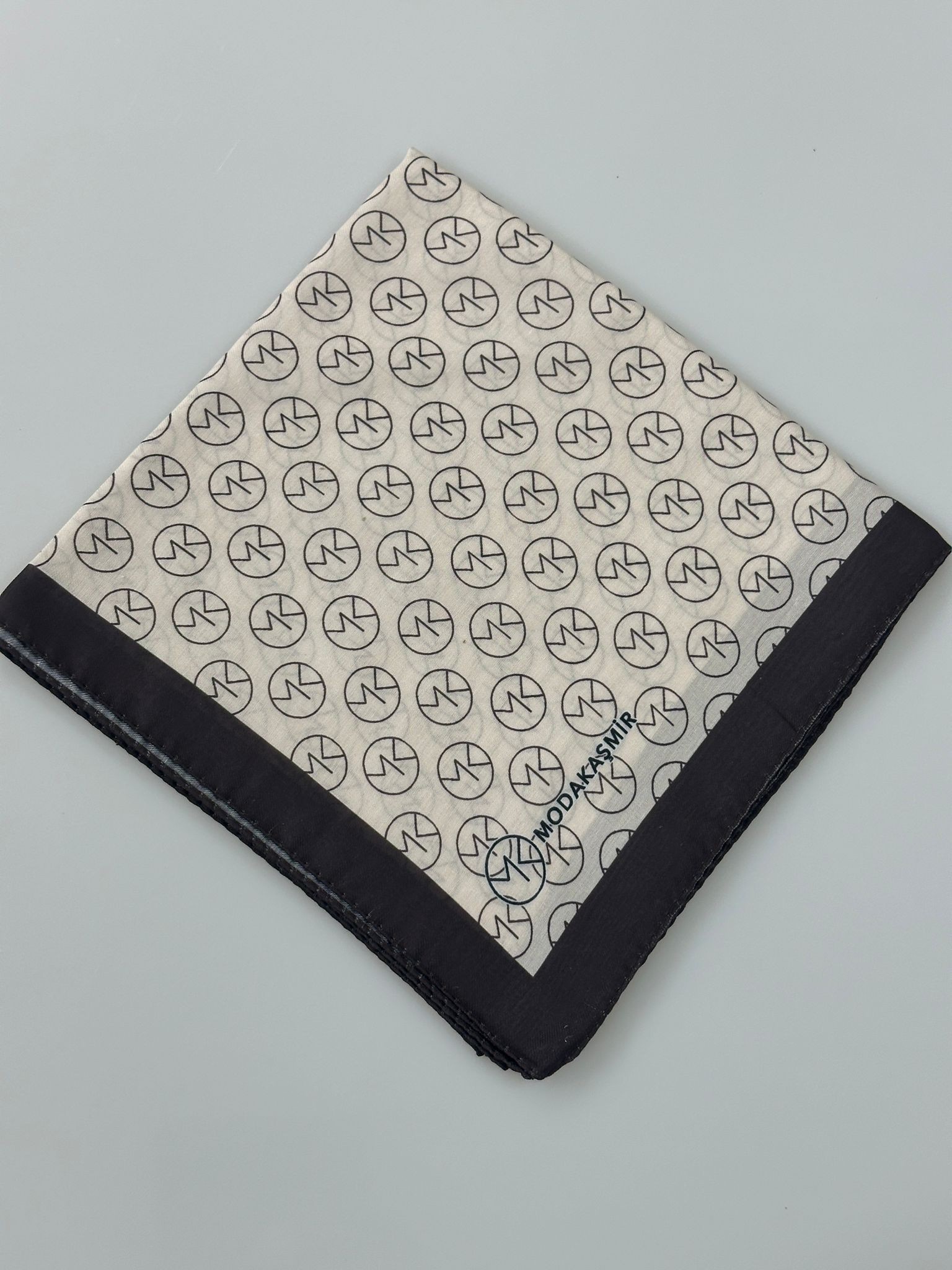 MONOGRAM MK DESEN EŞARP - Acı Kahve