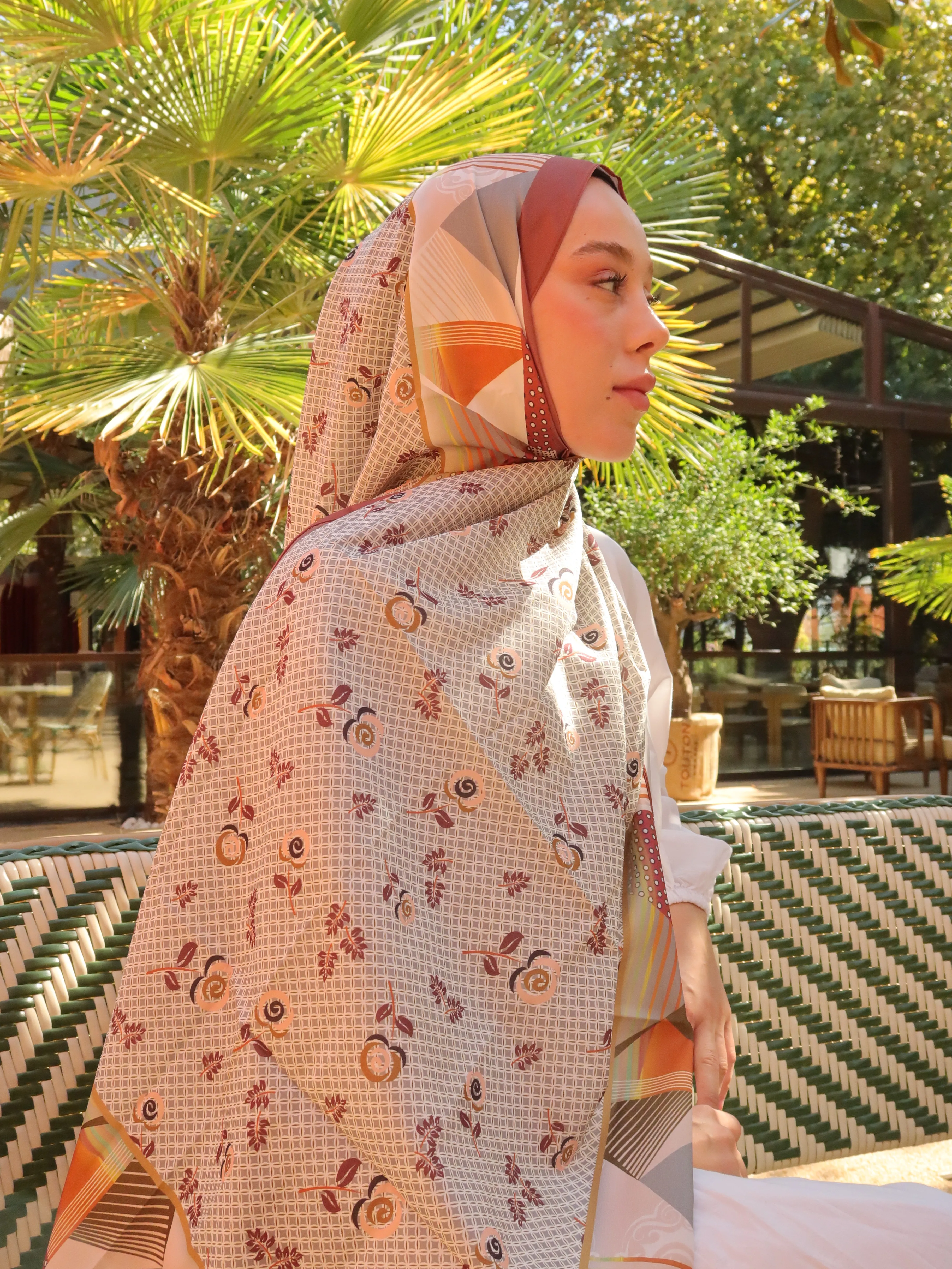 Nura Desen Medine İpeği Şal