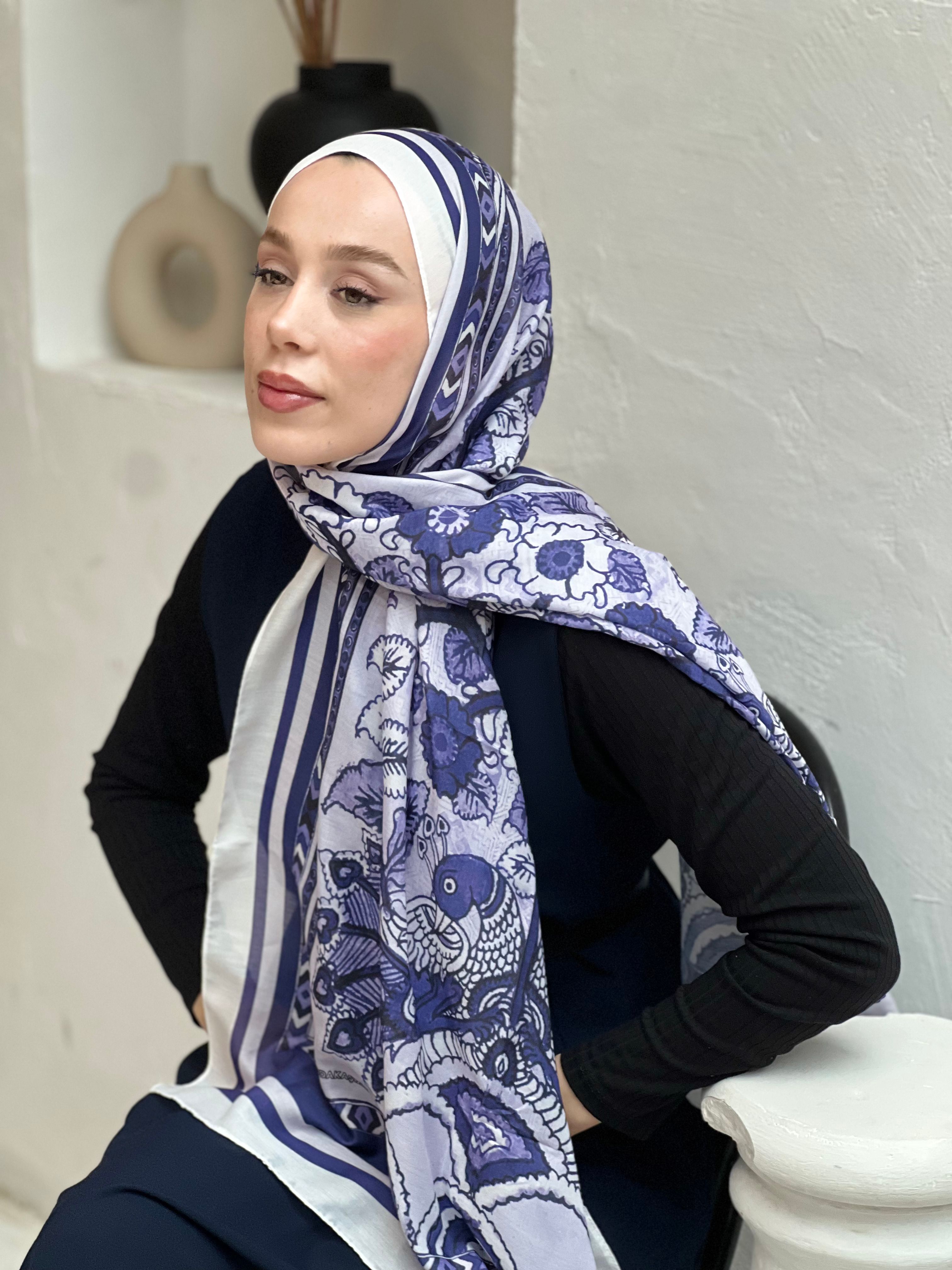 Morris Pattern Cotton Shawl - White-Navy Blue